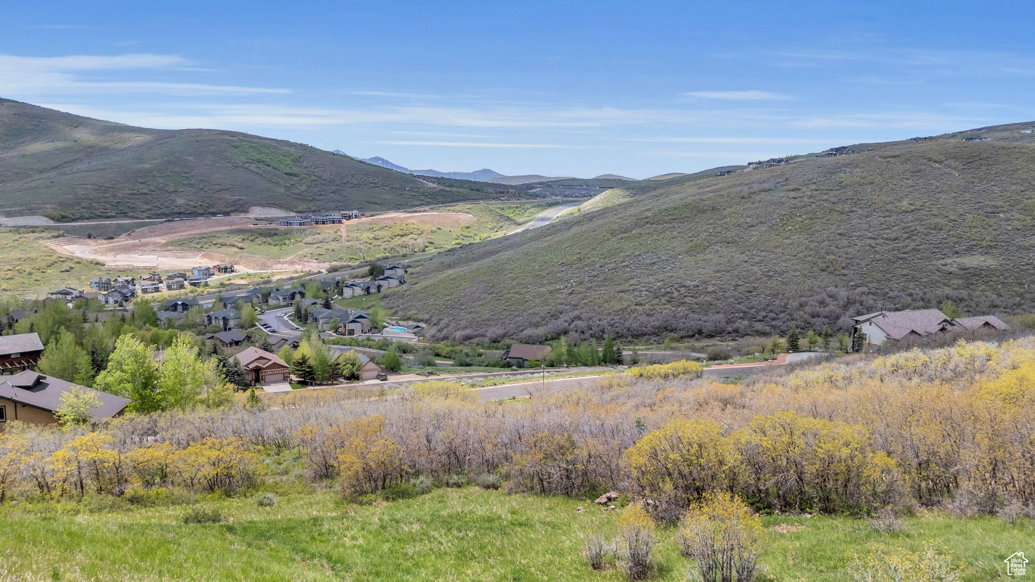 DEER MOUNTAIN - Land