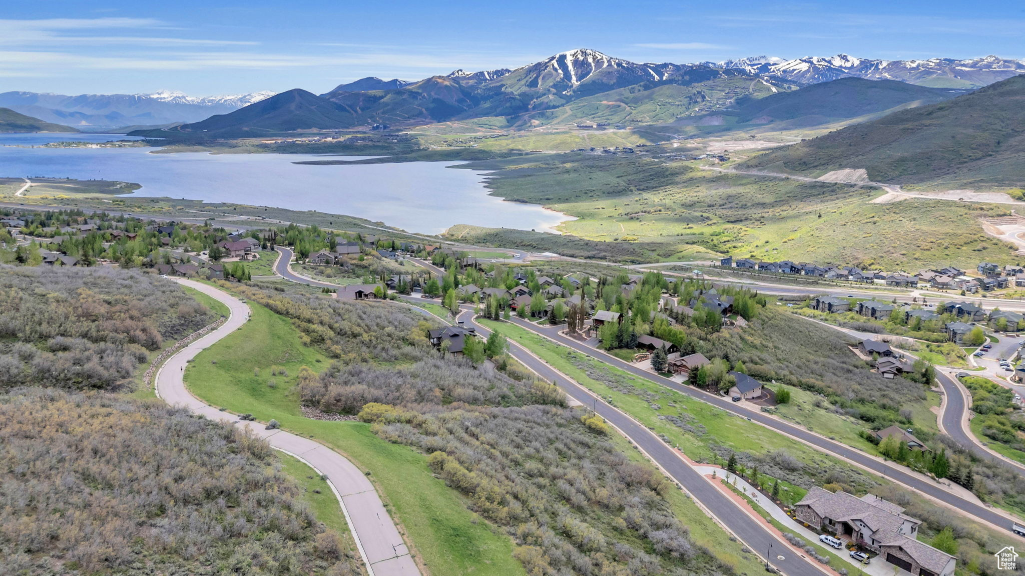 DEER MOUNTAIN - Land
