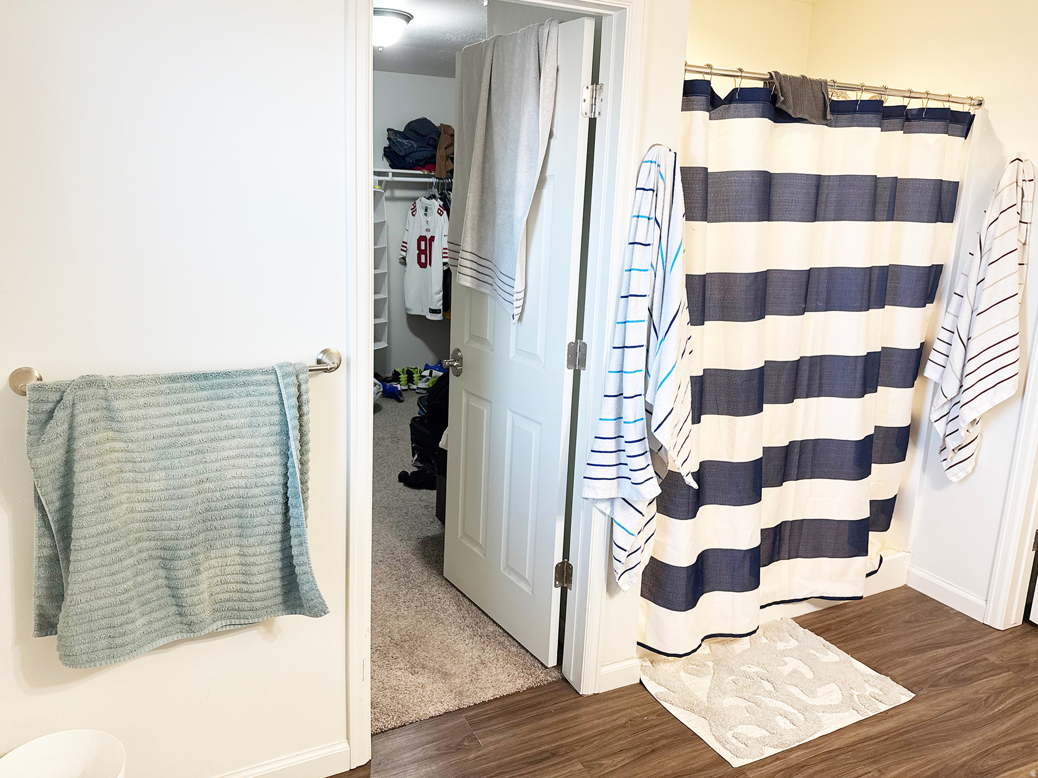 VILLAGE OF HAWKS - Residential