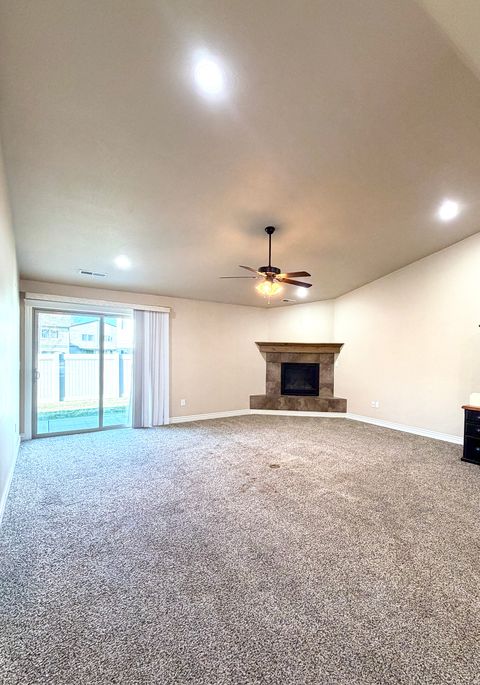 Tiny photo for 524 HYDE PARK LN, Kaysville, UT 84037 (MLS # 2134670)