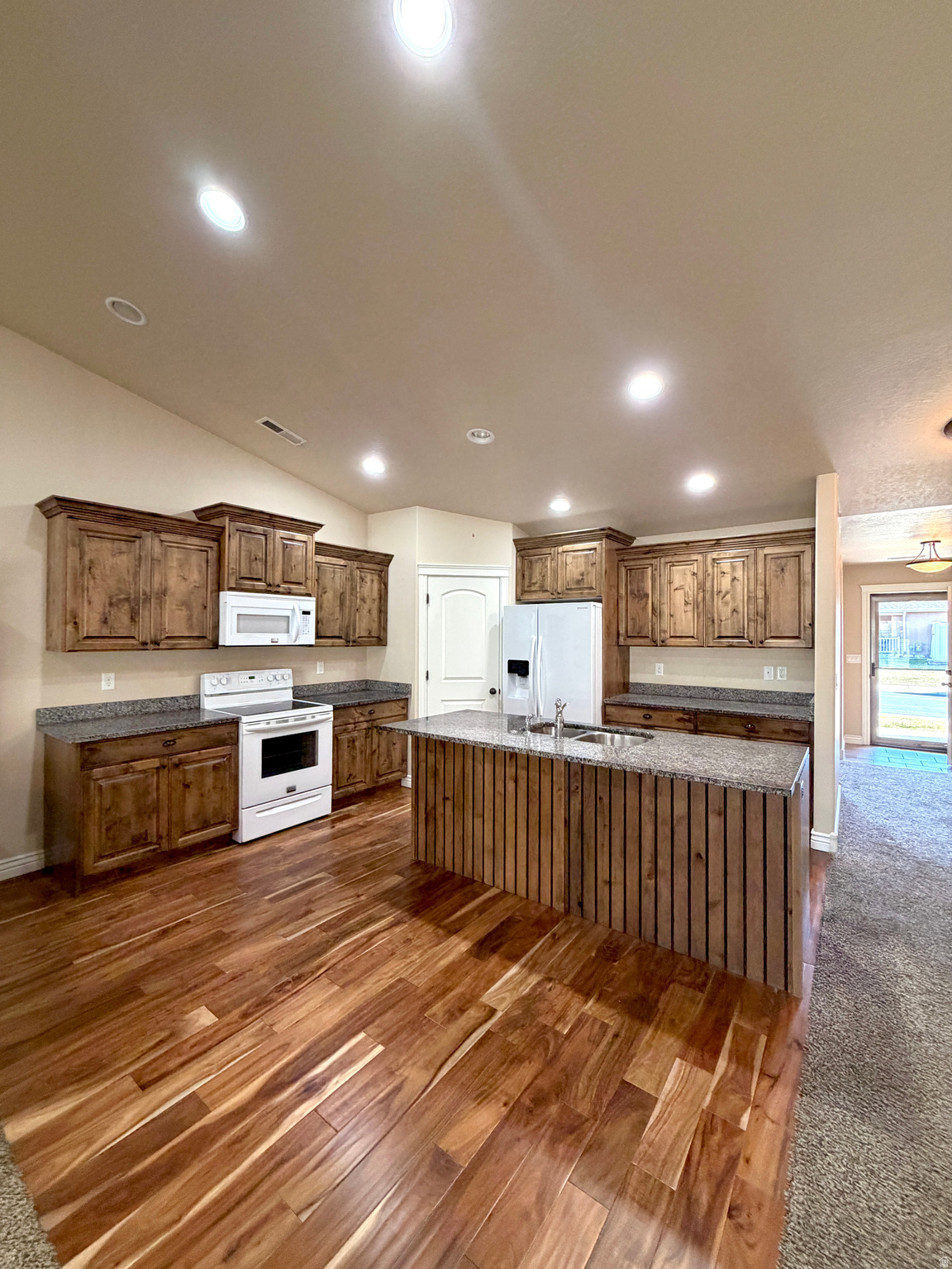 COTTAGES AT HYDE PARK - Residential