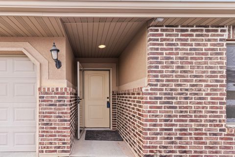 Tiny photo for 524 HYDE PARK LN, Kaysville, UT 84037 (MLS # 2134670)