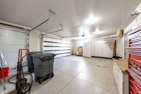 Tiny photo for 1109 N VENTANA DR, Washington, UT 84780 (MLS # 2152215)