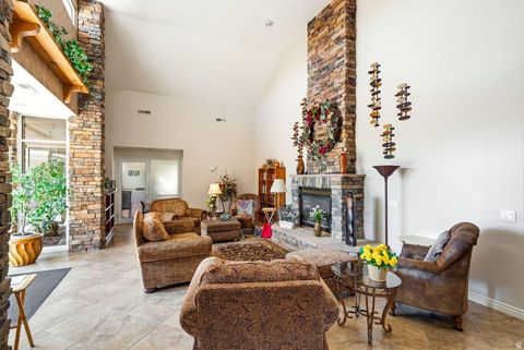 Tiny photo for 1109 N VENTANA DR, Washington, UT 84780 (MLS # 2152215)