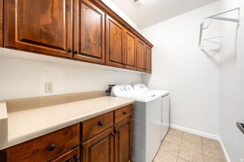 Tiny photo for 1109 N VENTANA DR, Washington, UT 84780 (MLS # 2152215)