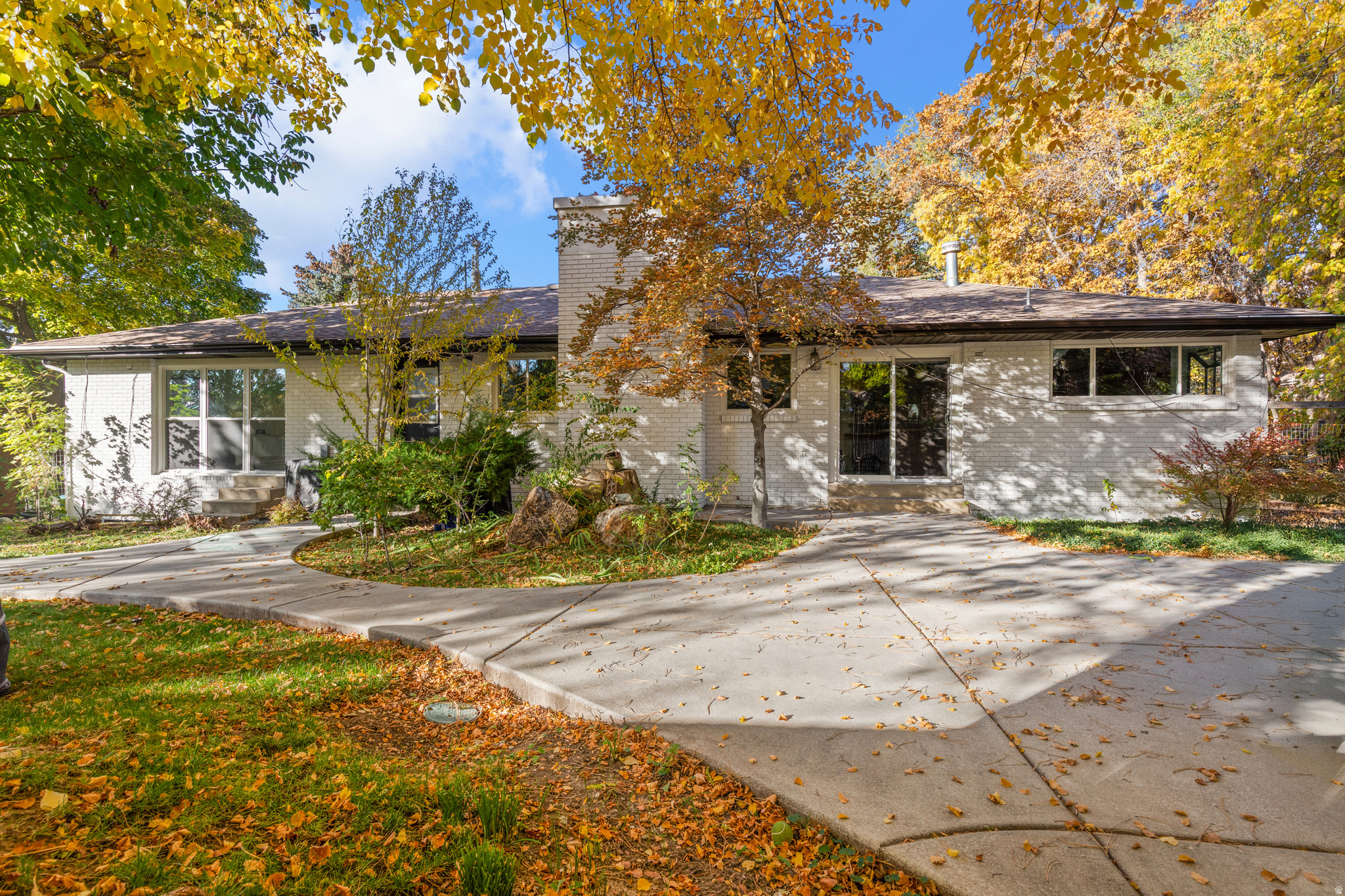 HILLSBOROUGH - Residential