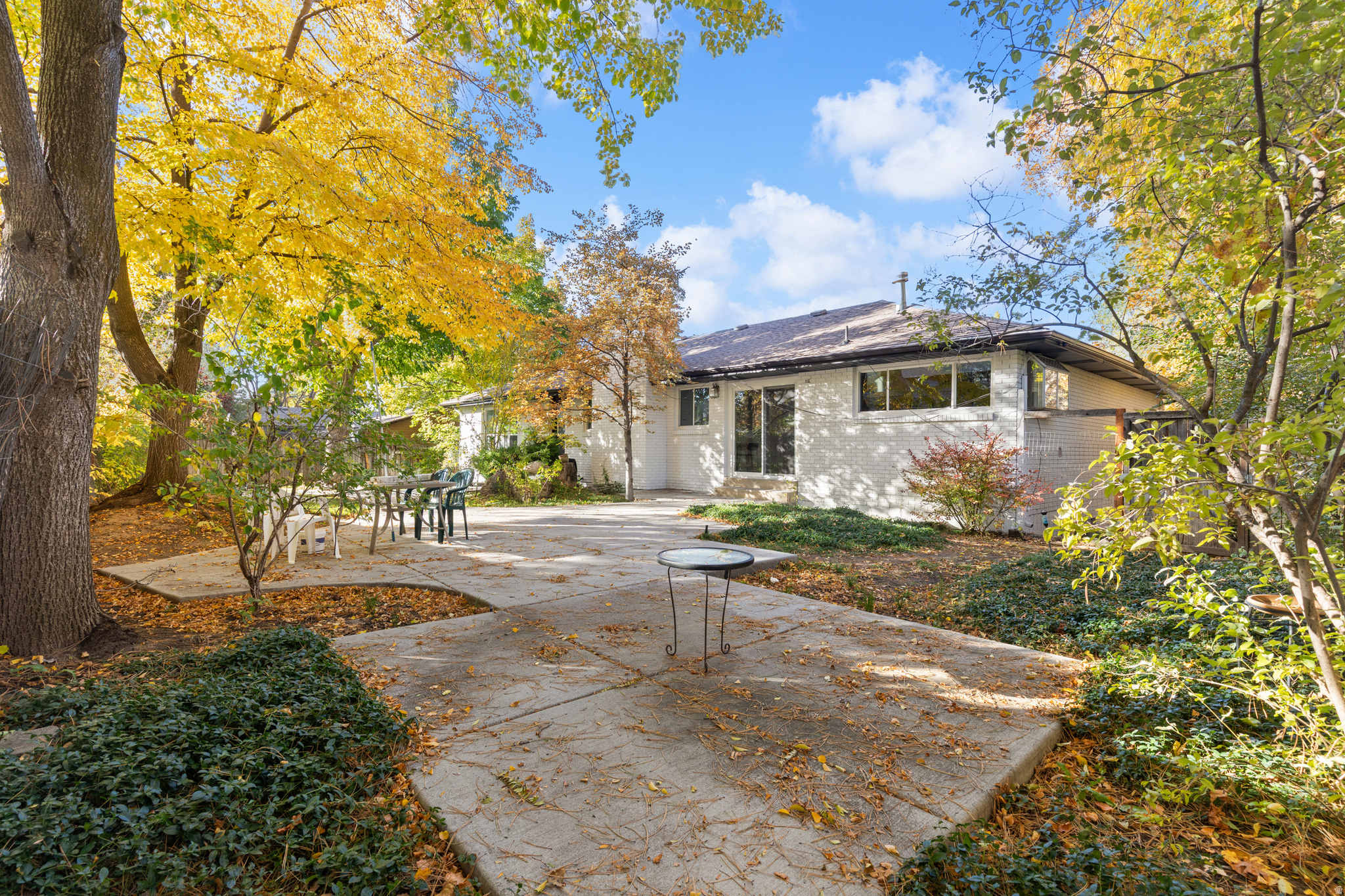 HILLSBOROUGH - Residential