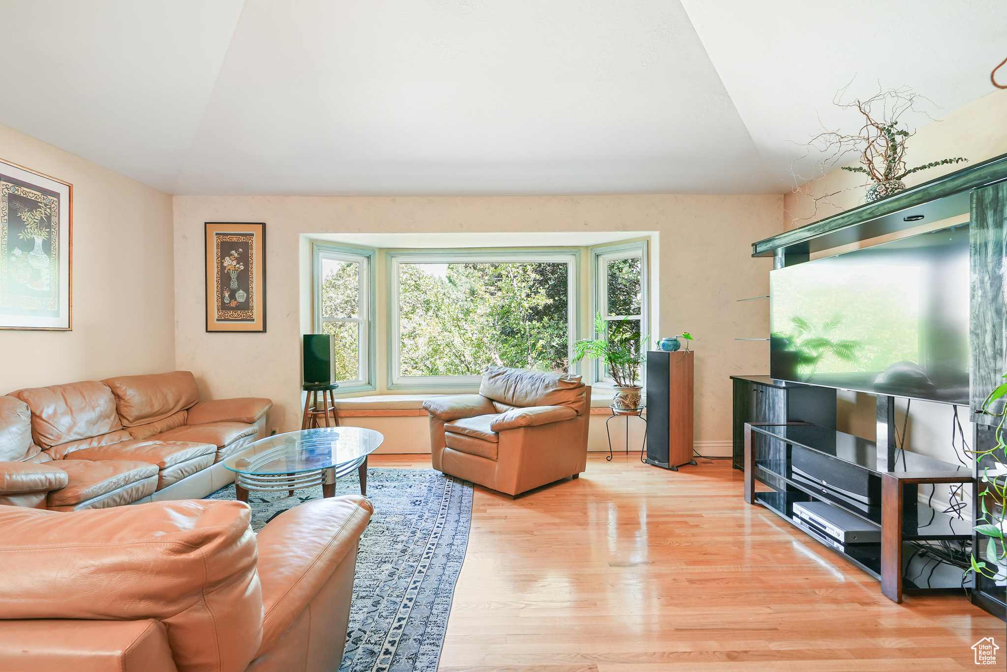 HILLSBOROUGH - Residential