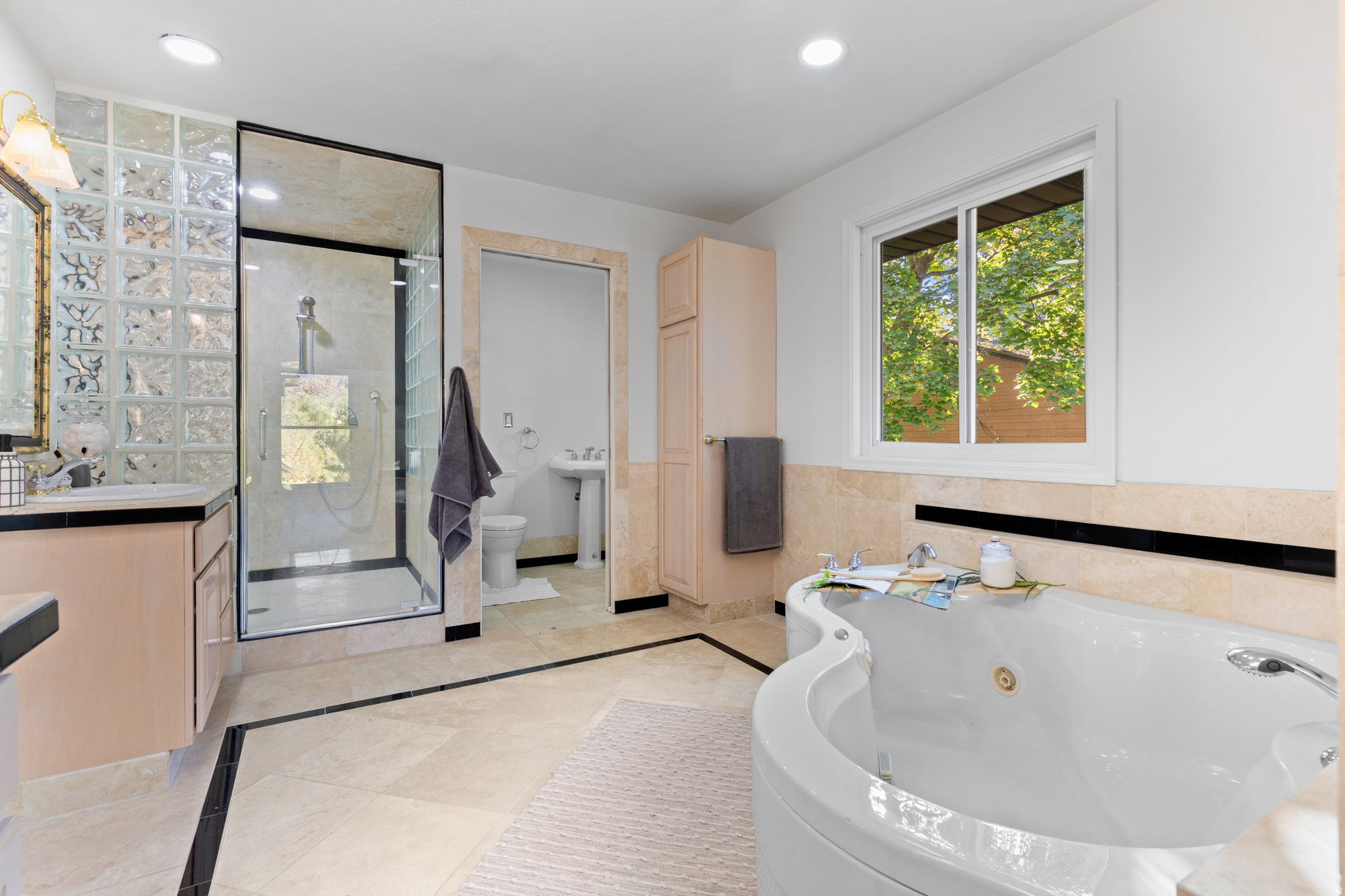 HILLSBOROUGH - Residential