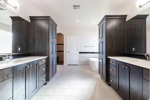 Tiny photo for 1345 E BLACK BRUSH DR, Washington, UT 84780 (MLS # 2147159)