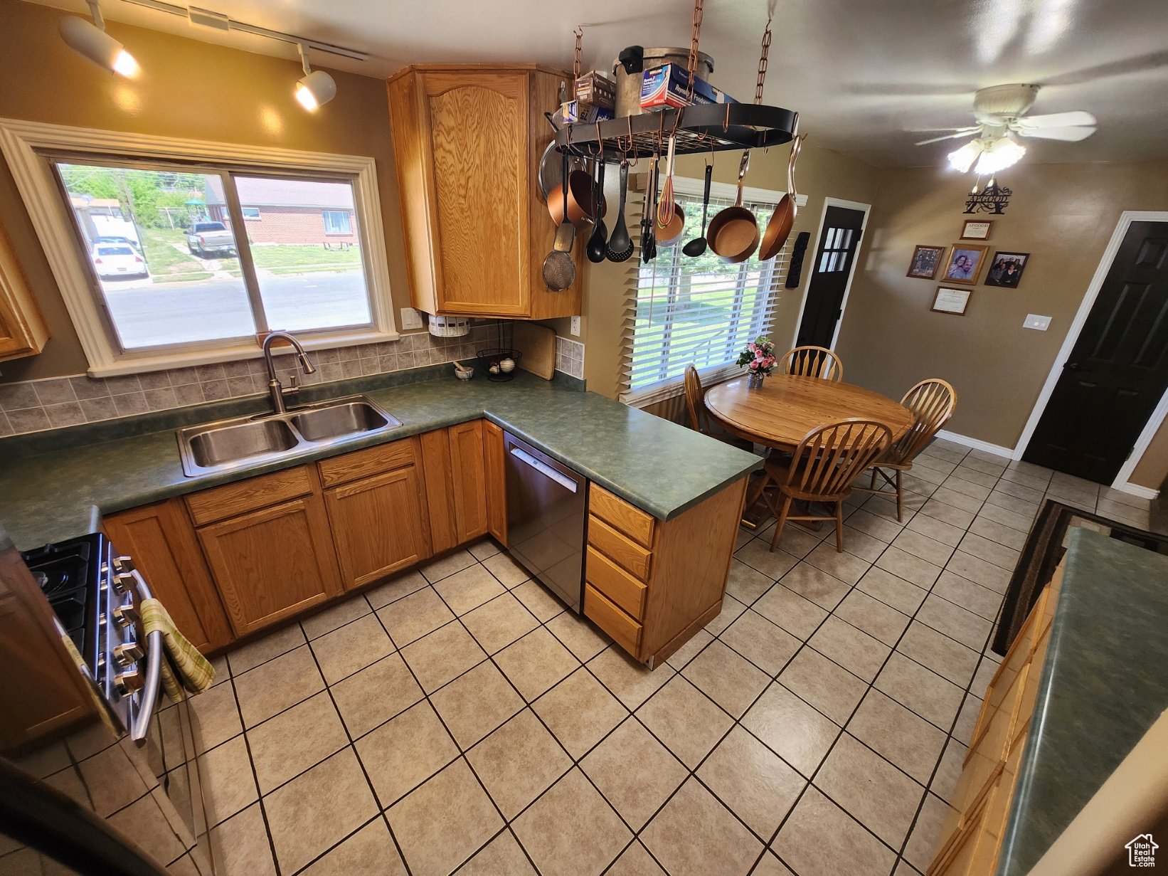 628 E 150, Kaysville, Utah image 4