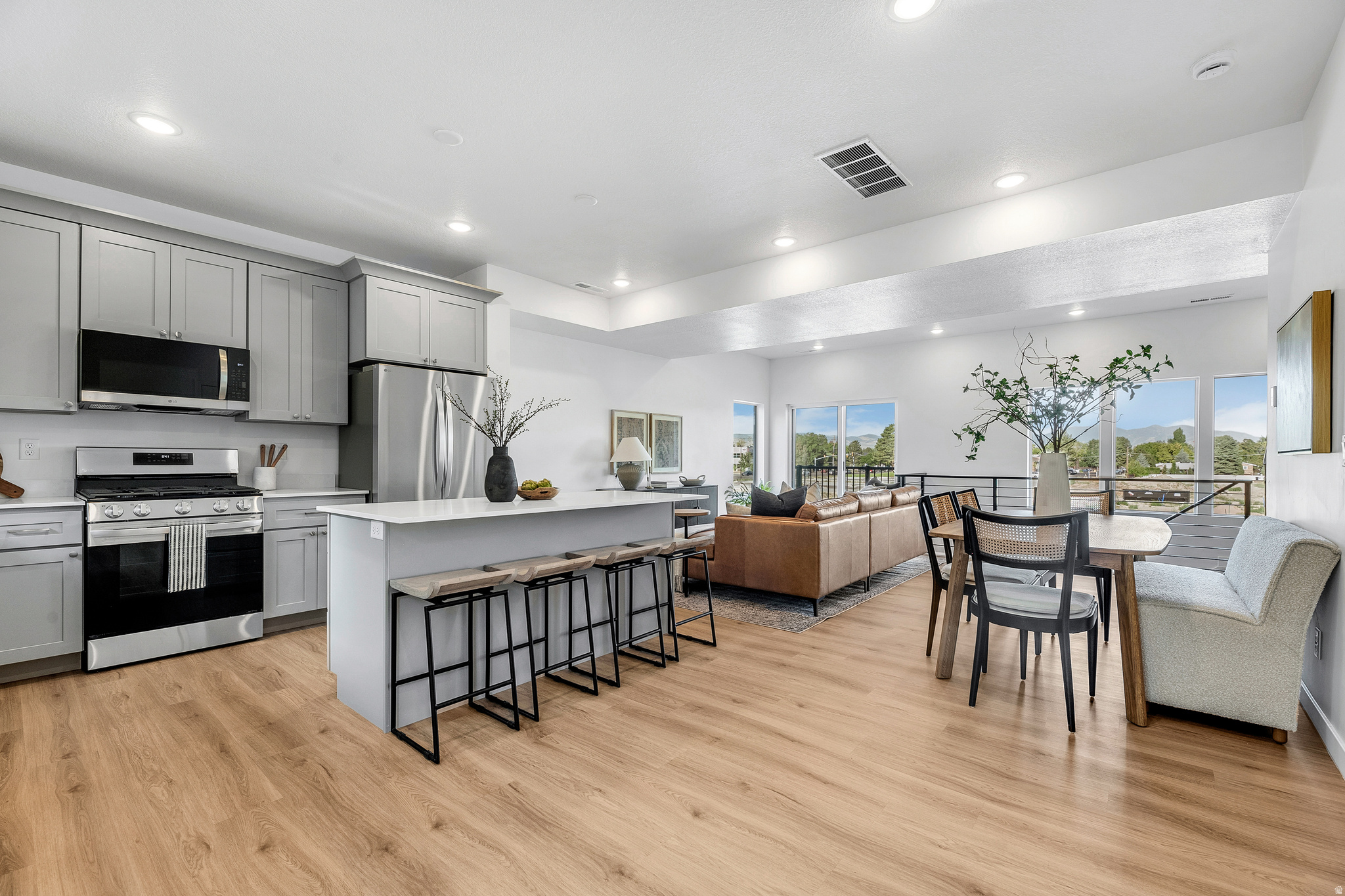 45TH & 5TH - Residential