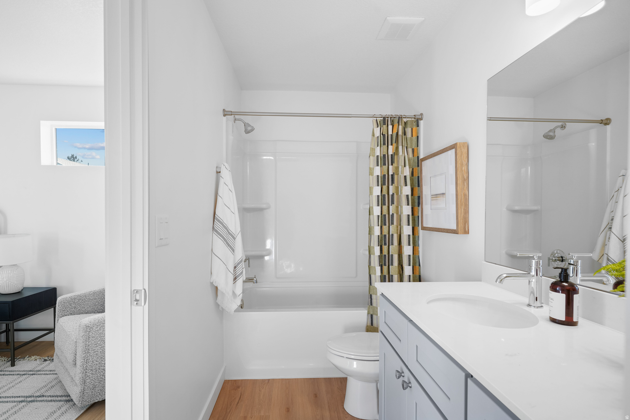 45TH & 5TH - Residential