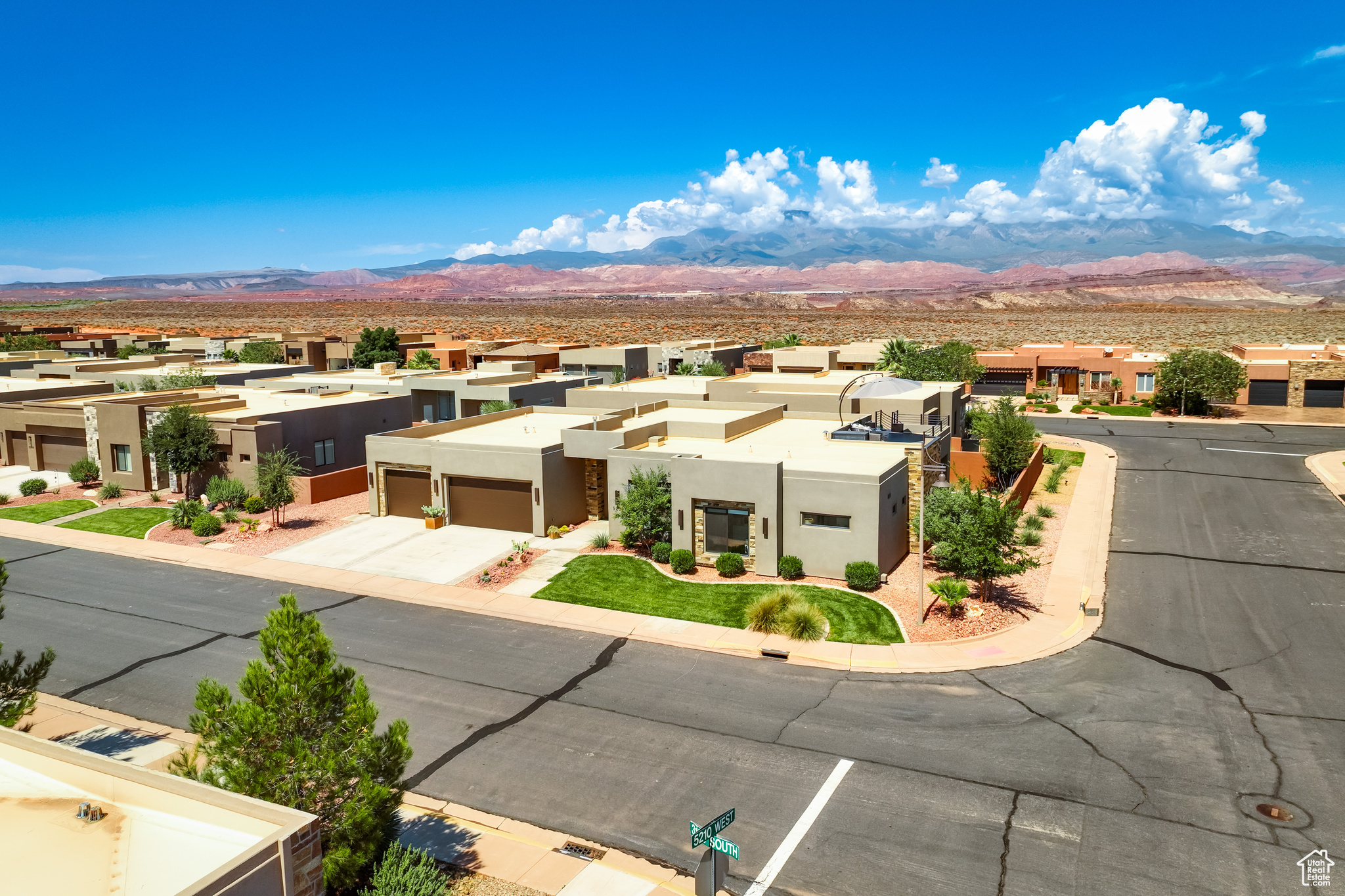 DUNES AT SAND HOLLOW - Residential