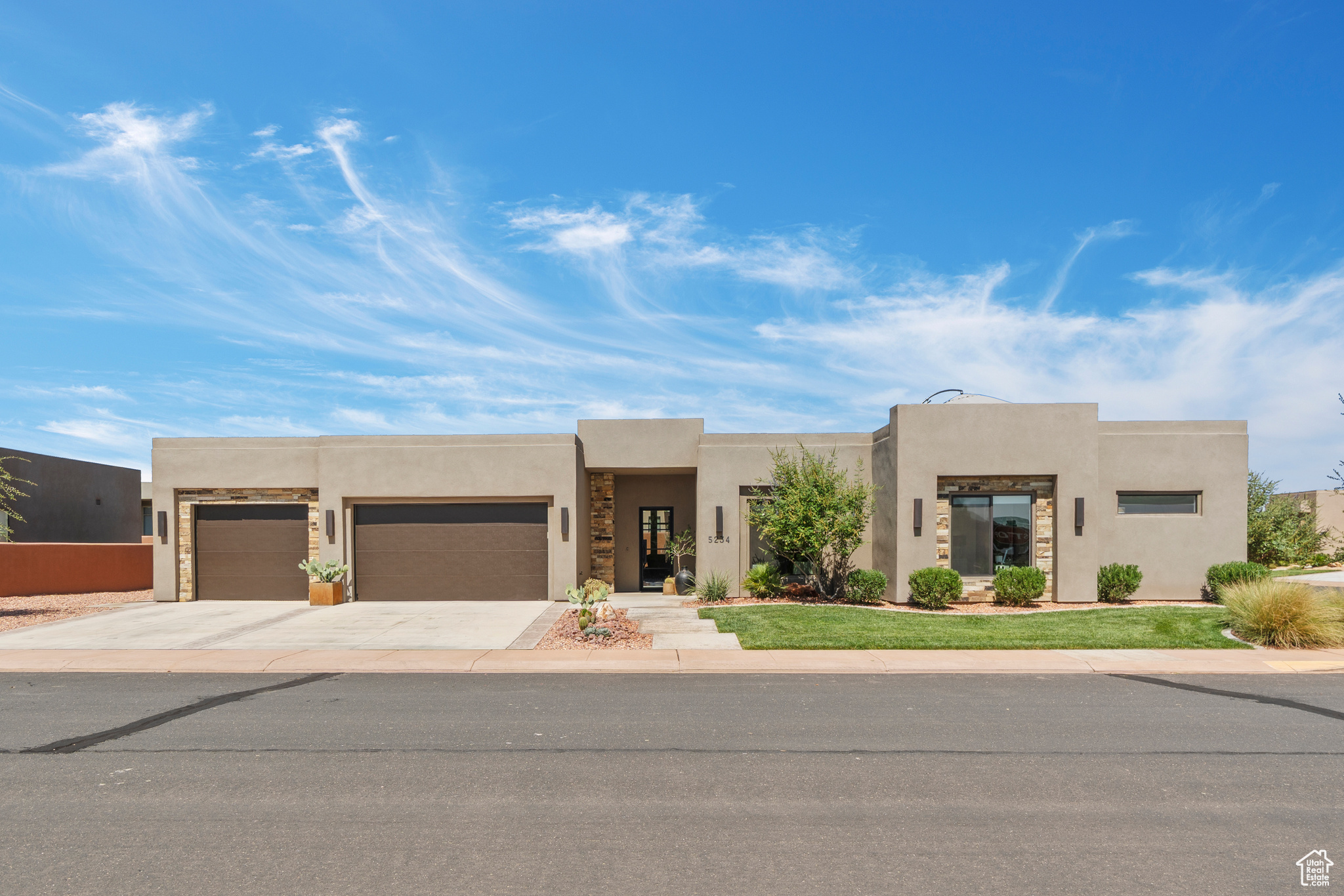DUNES AT SAND HOLLOW - Residential