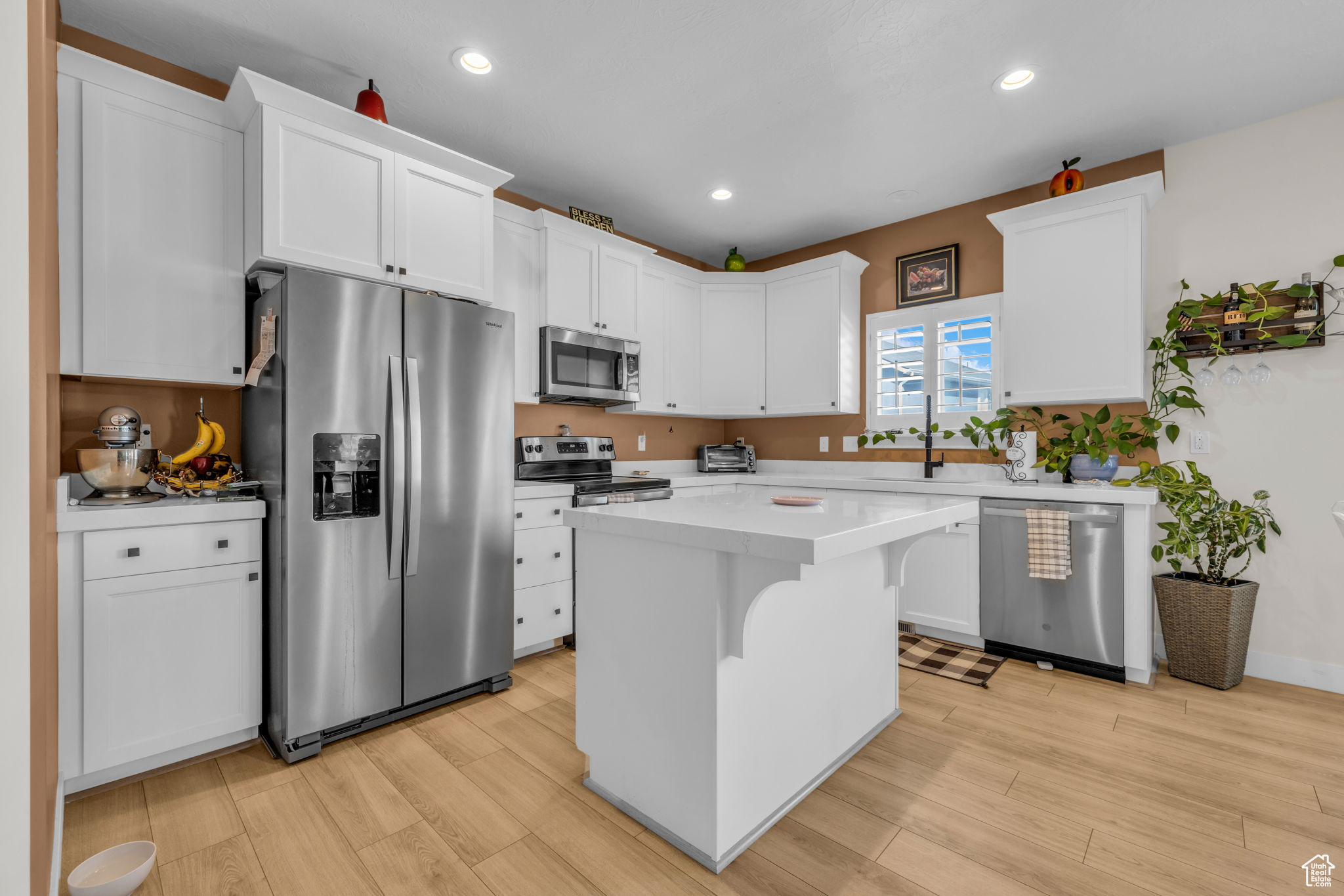 7158 N Silver Spring Way Way, Eagle Mountain, Utah image 8
