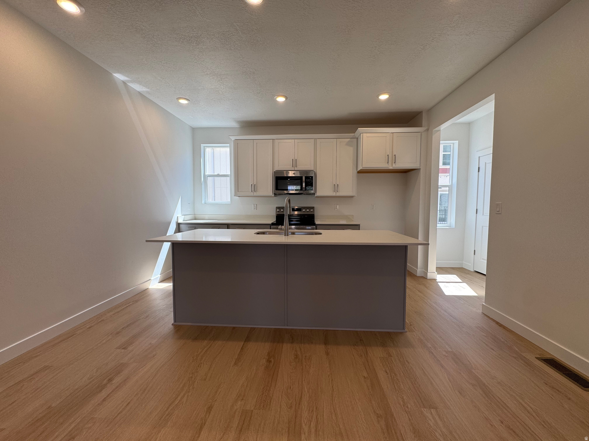 TRAILSIDE - Residential