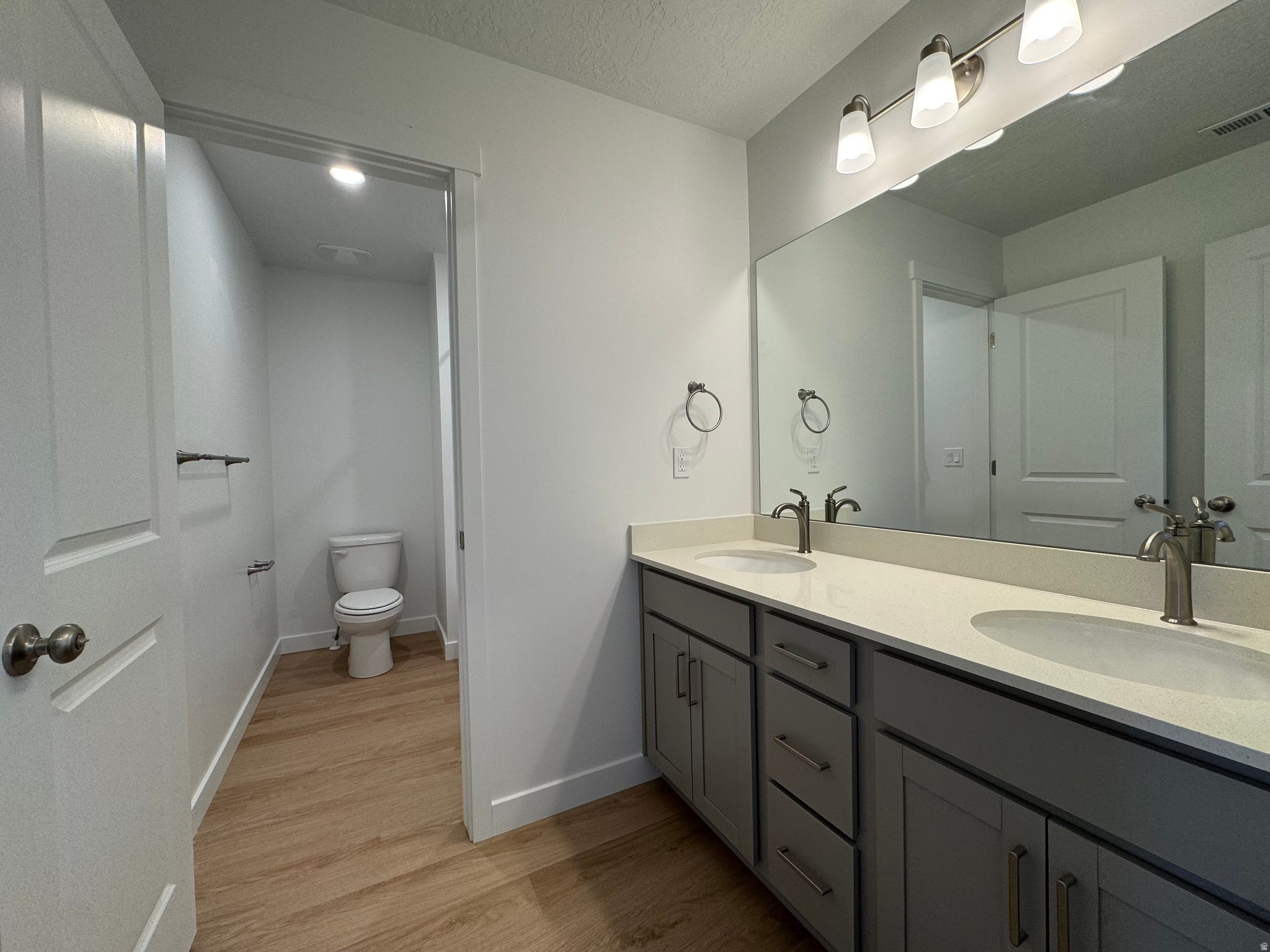 TRAILSIDE - Residential