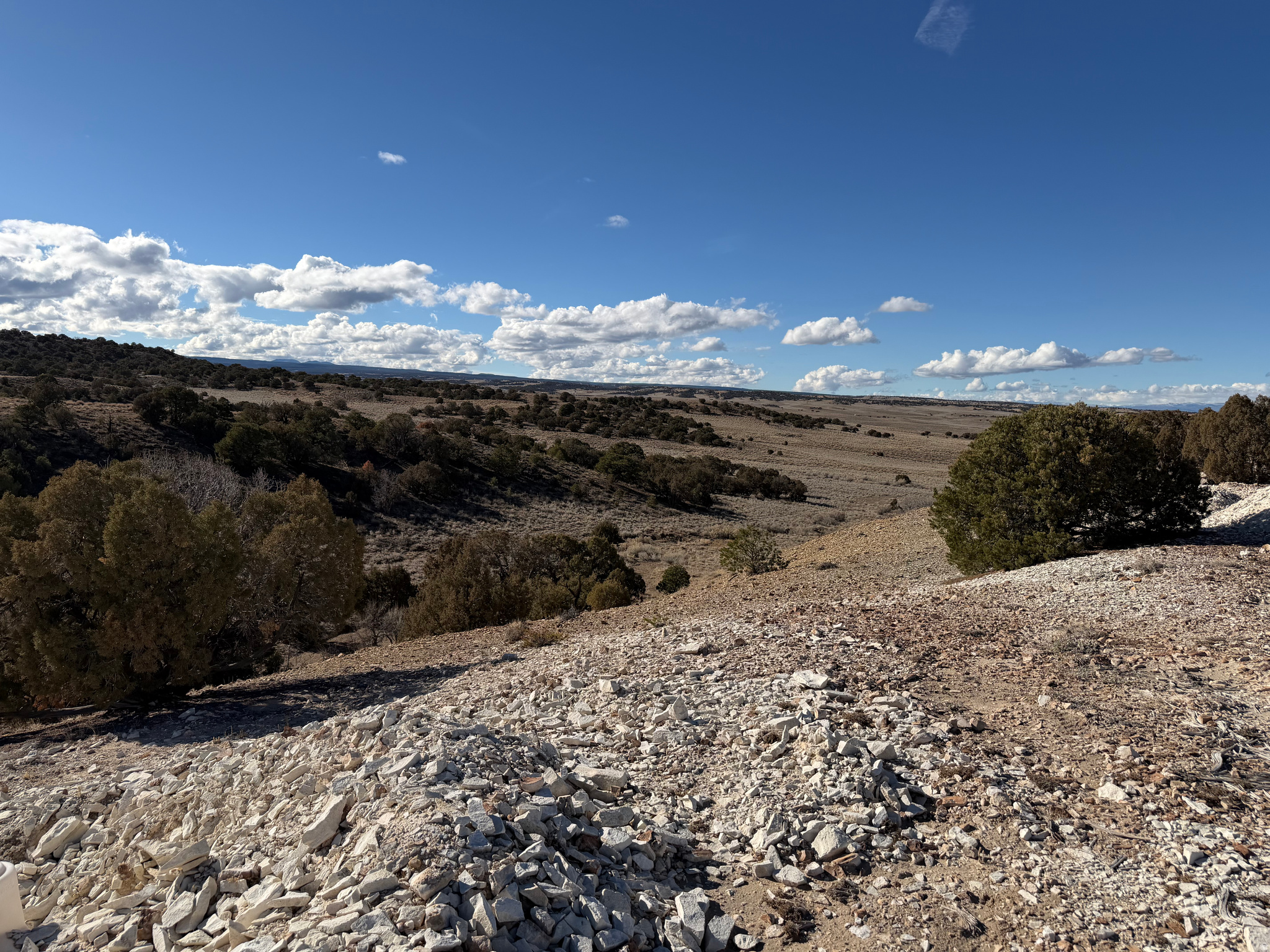 SILVER MOON RANCH - Land