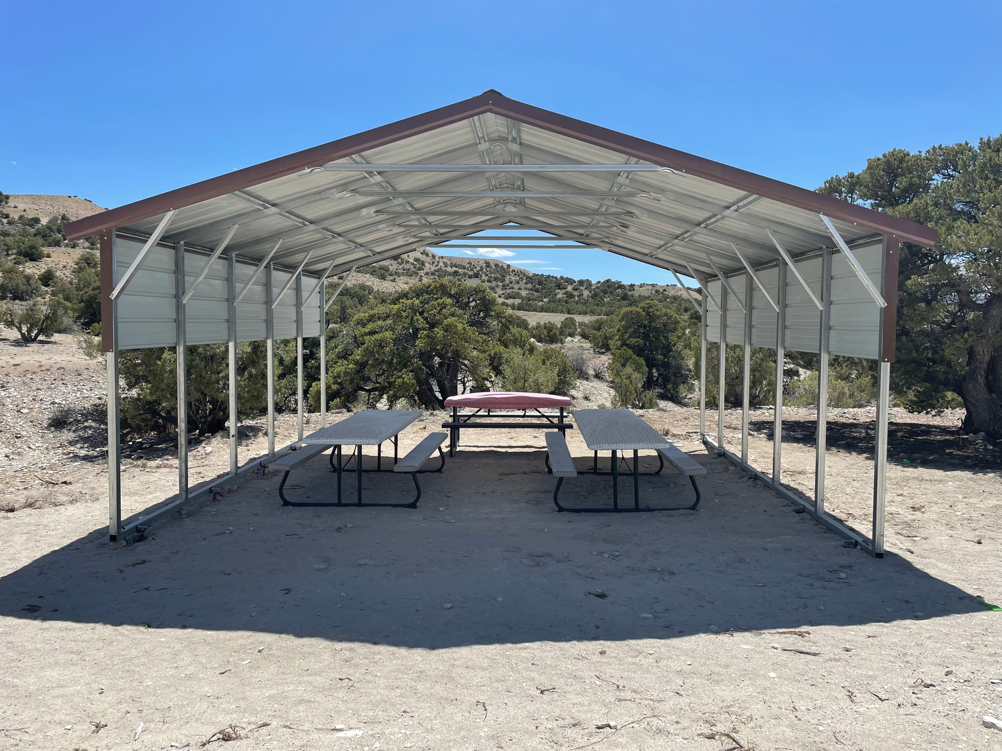 SILVER MOON RANCH - Land