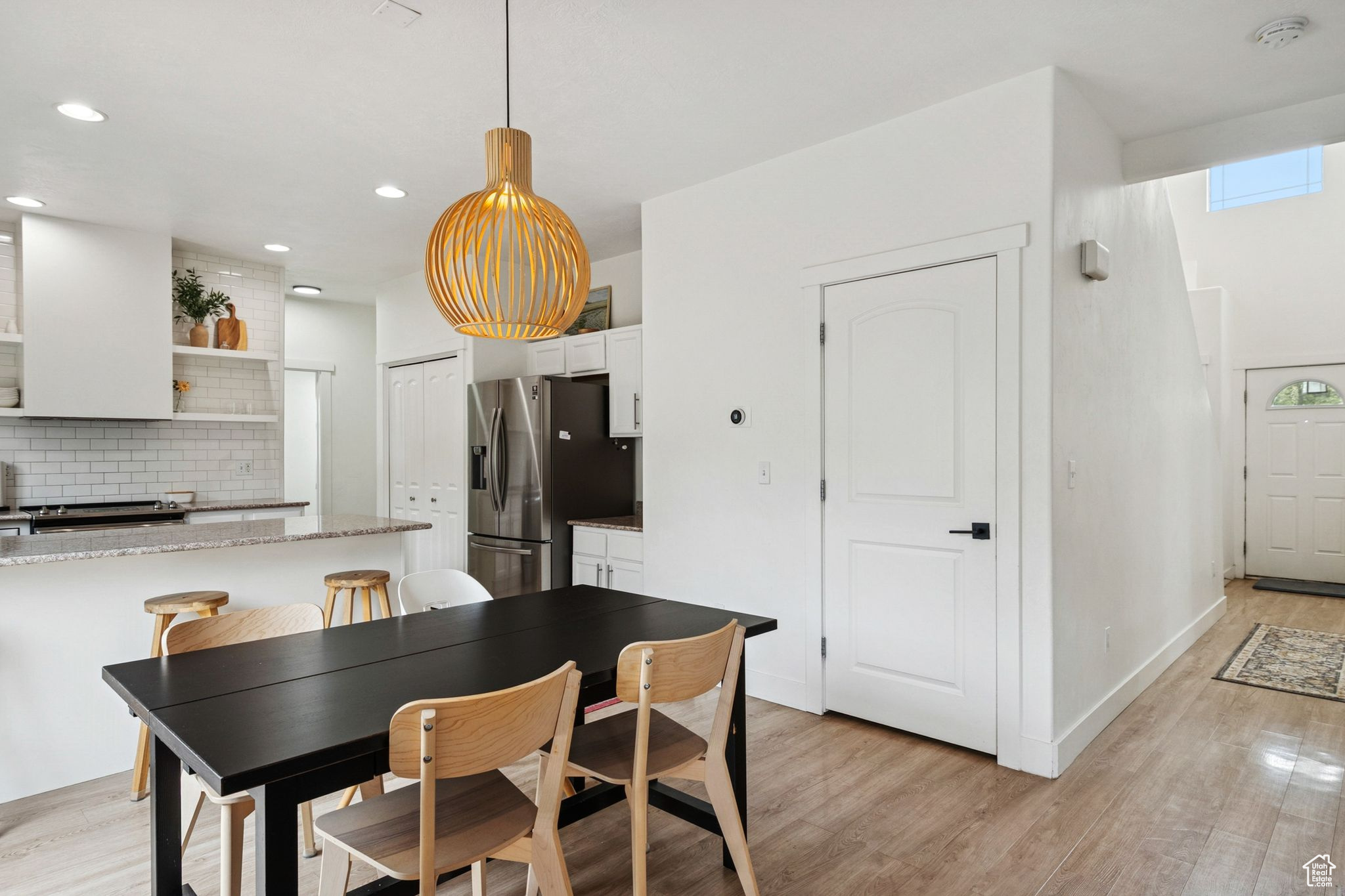 EAGLES GATE - Residential