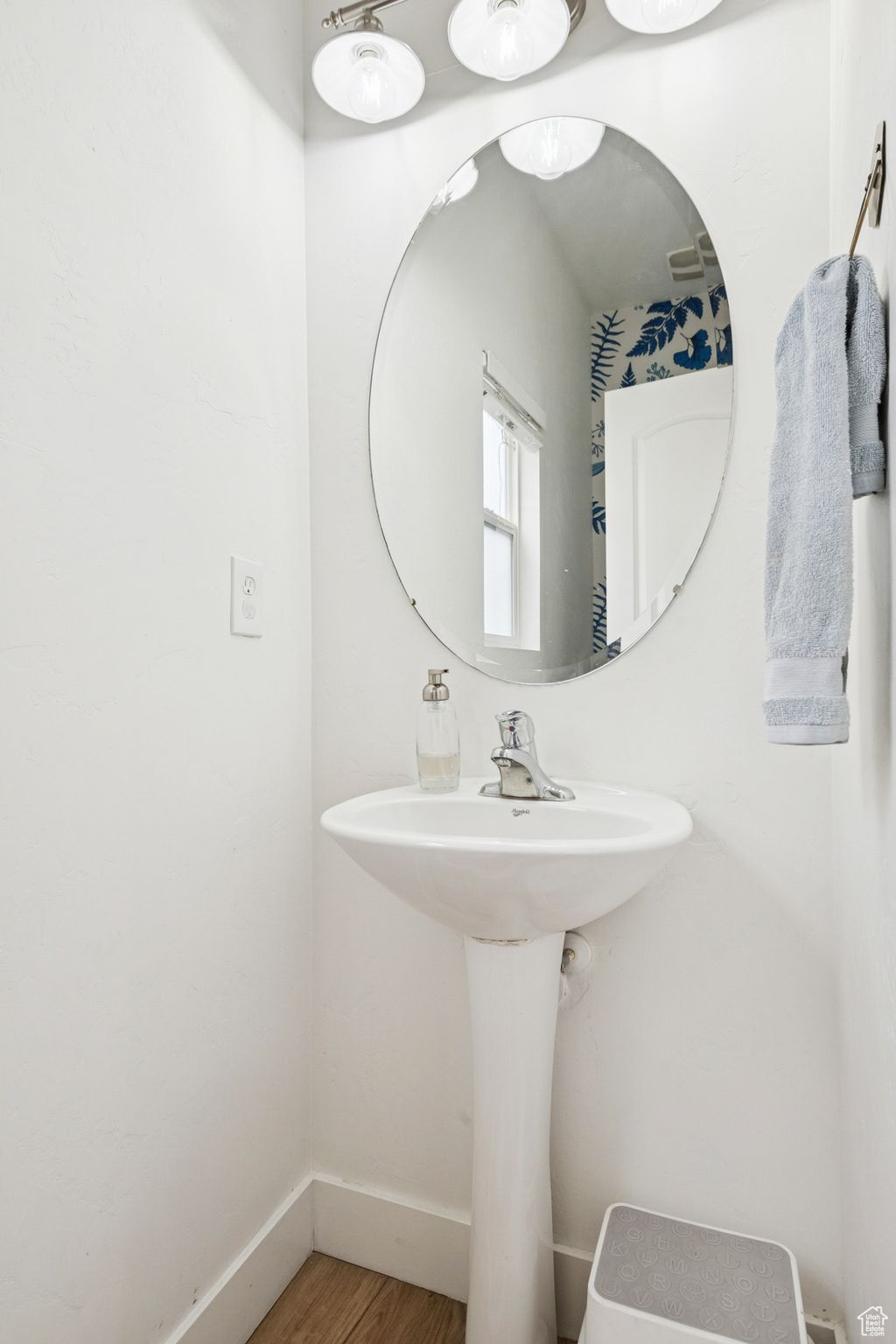 EAGLES GATE - Residential