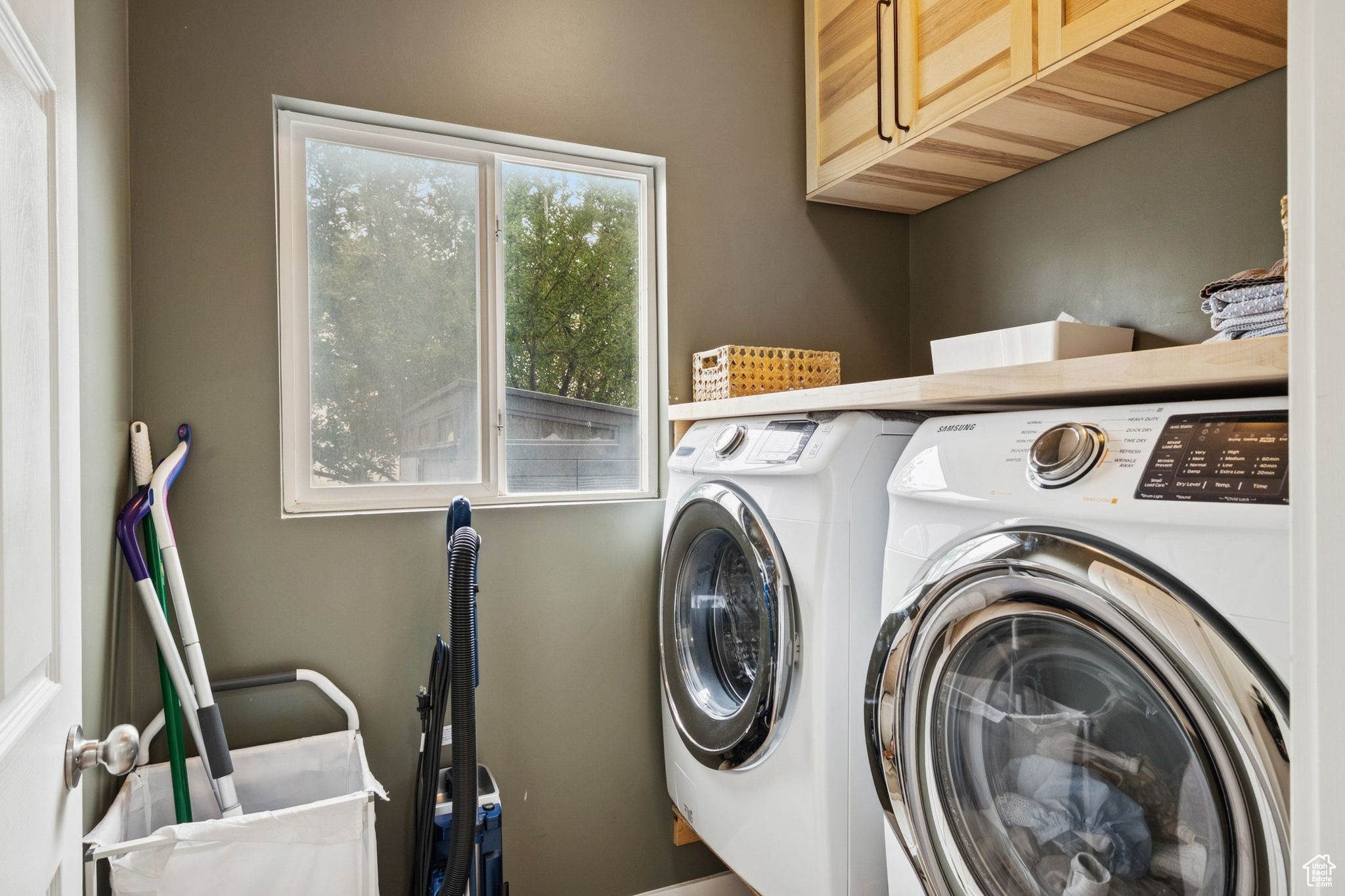 EAGLES GATE - Residential