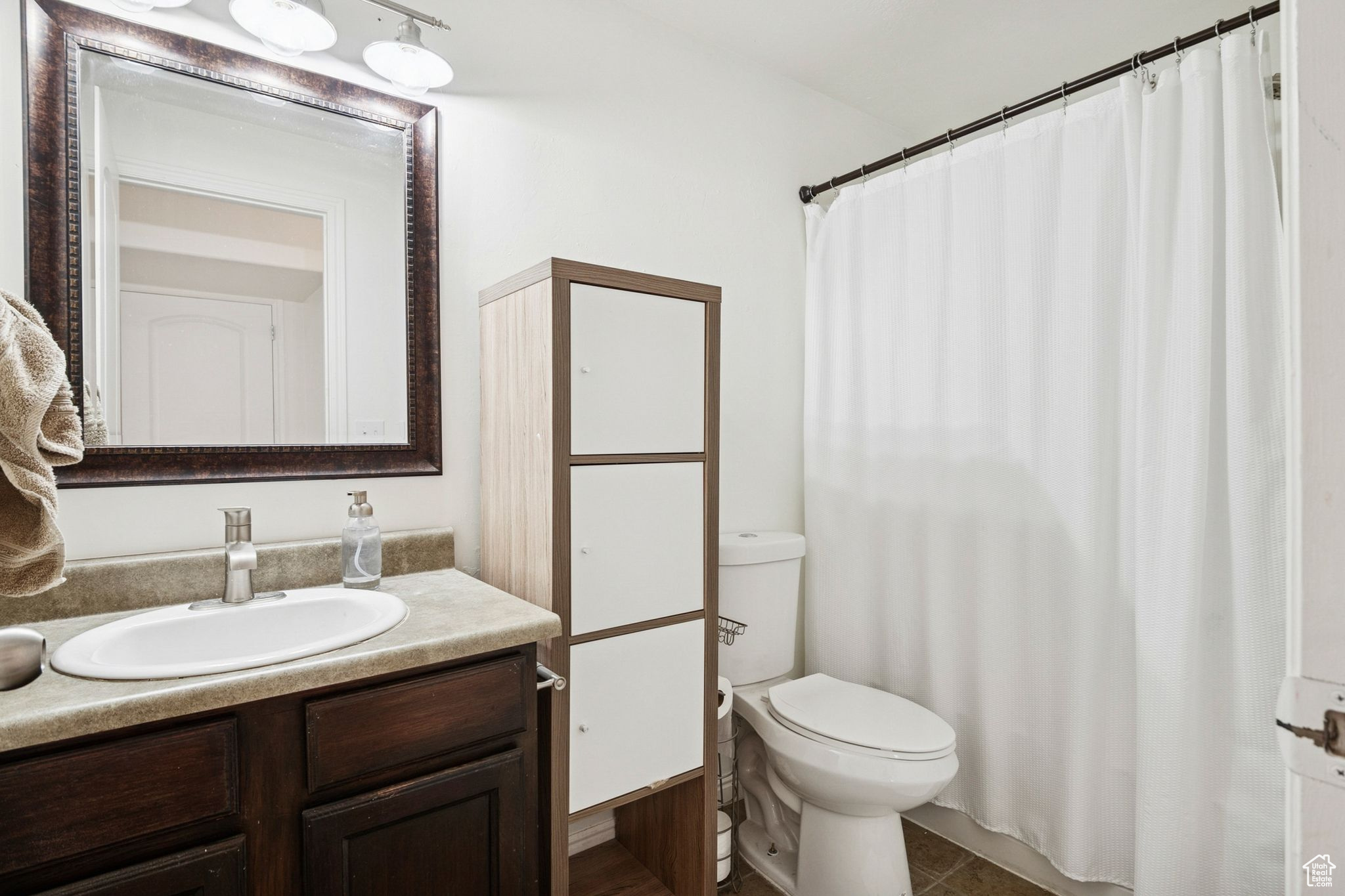 EAGLES GATE - Residential