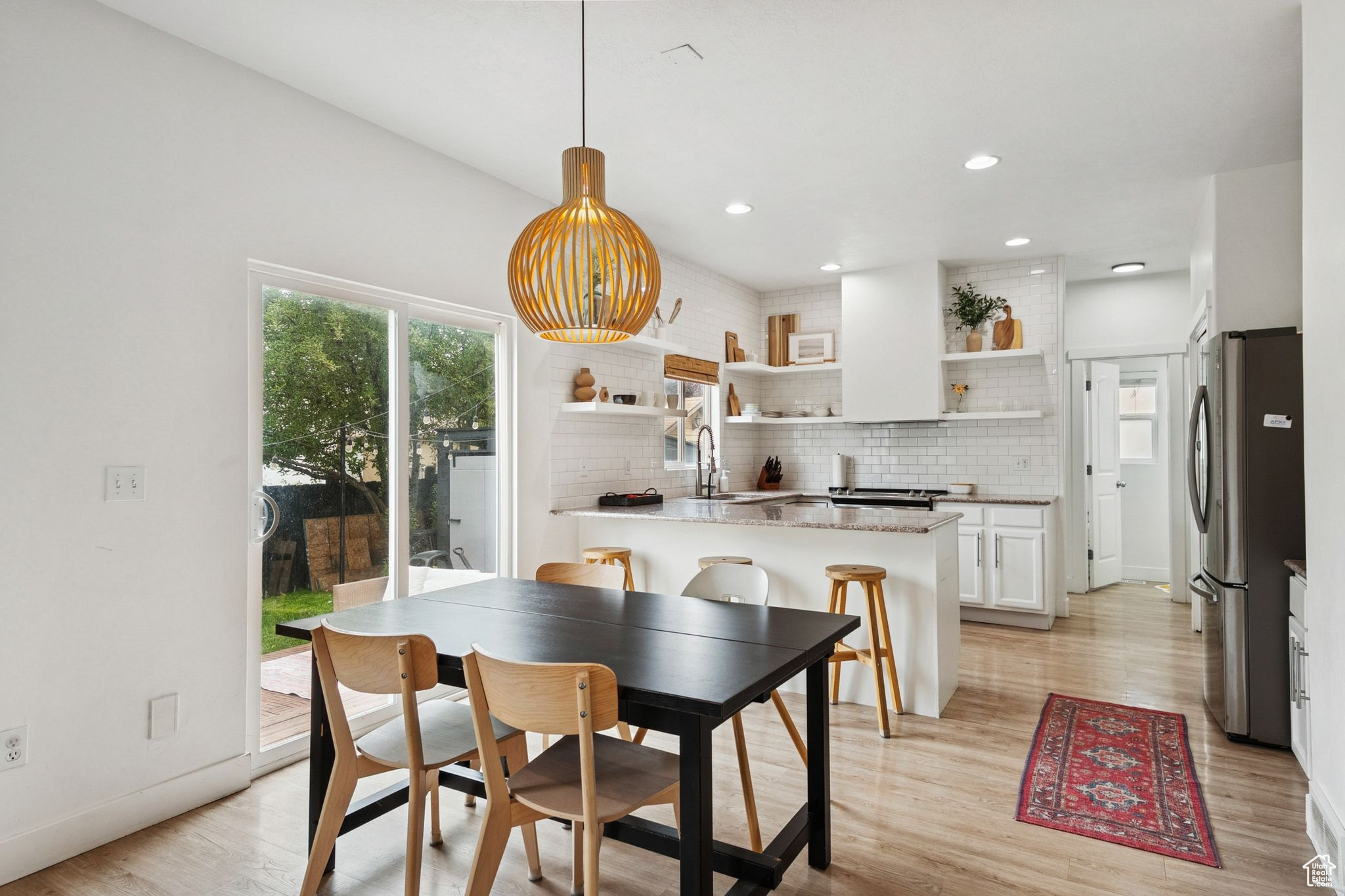 EAGLES GATE - Residential