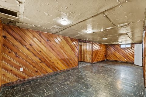 Tiny photo for 121 S LAKEVIEW DR, Clearfield, UT 84015 (MLS # 2121173)