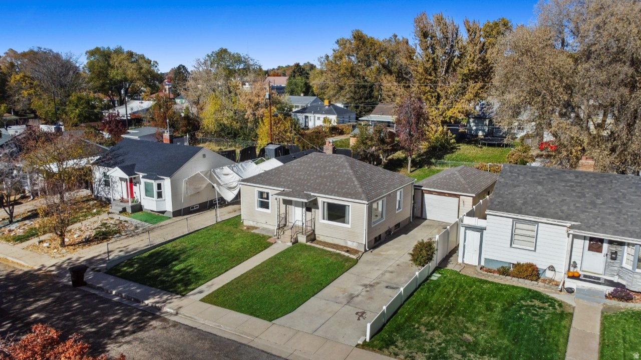 LAKEVIEW - Residential