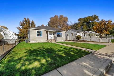 Tiny photo for 121 S LAKEVIEW DR, Clearfield, UT 84015 (MLS # 2121173)