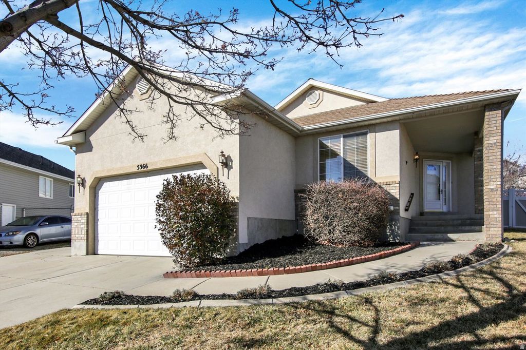 Photo of 5366 W STONY BROOK CIR S, Salt Lake City, UT 84118 (MLS # 2136105)