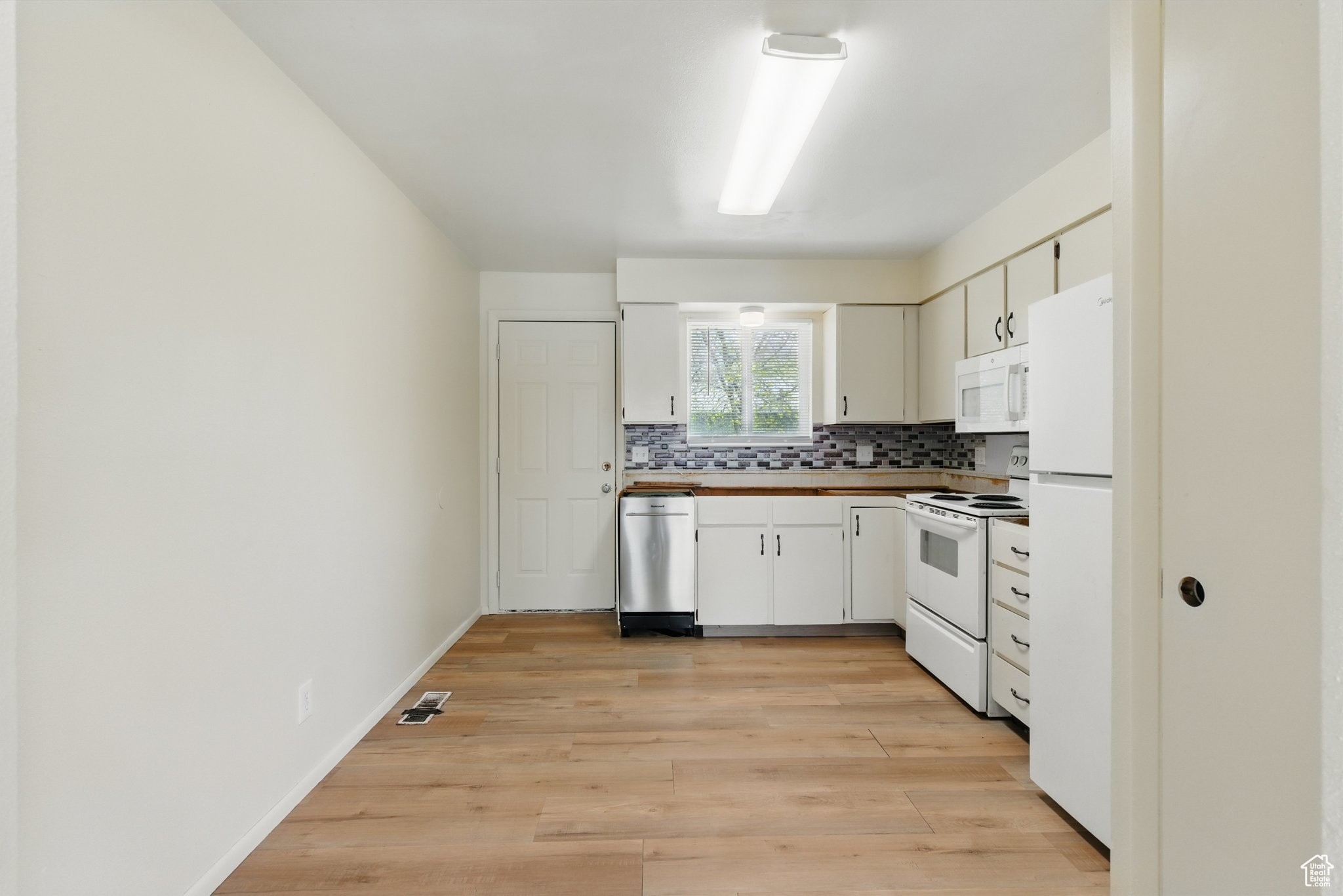 SOUTH MEADOWS - Residential Income