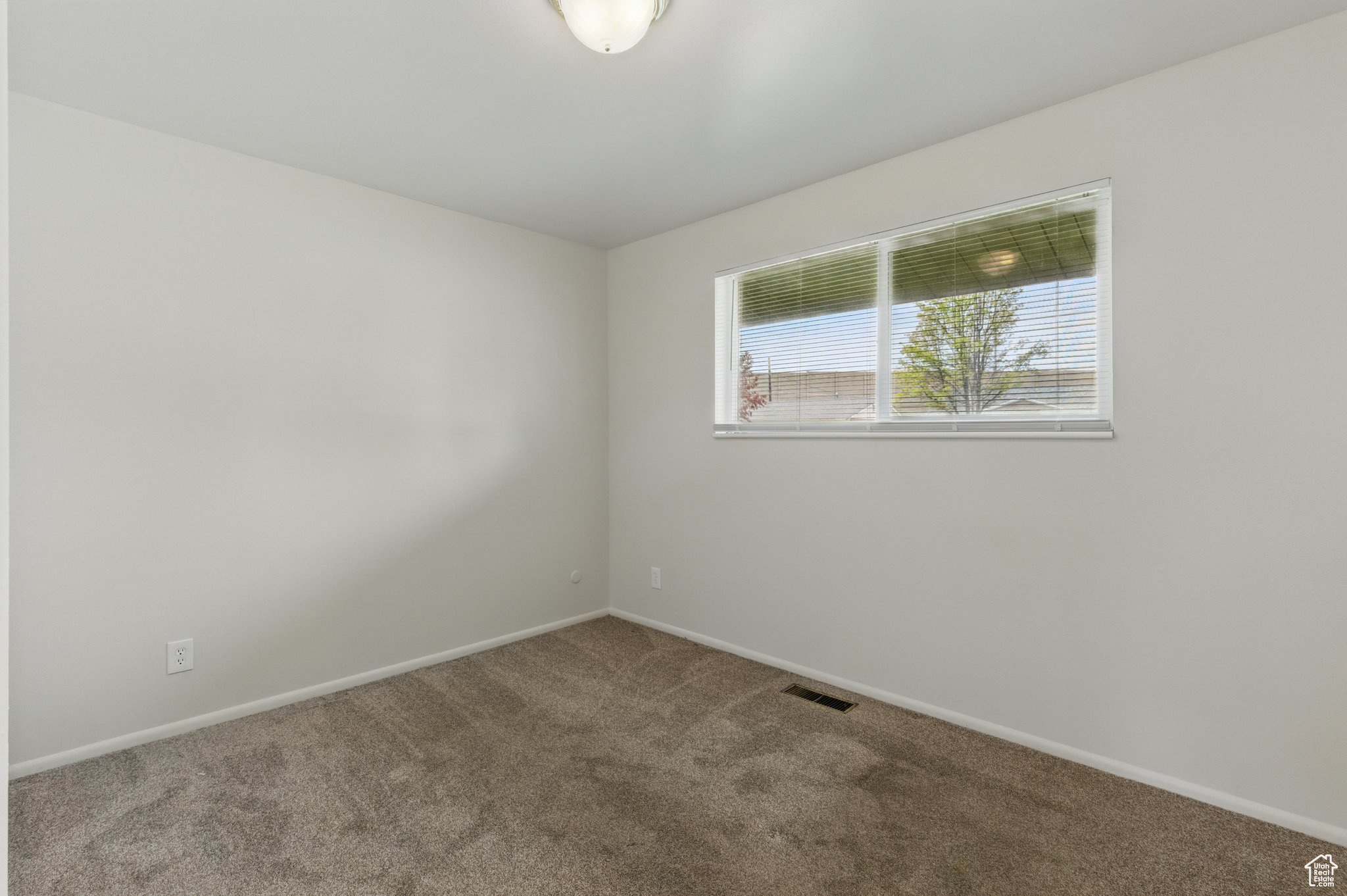 SOUTH MEADOWS - Residential Income