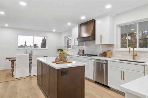 Tiny photo for 1518 S CANTERBURY DR, Salt Lake City, UT 84108 (MLS # 2138146)