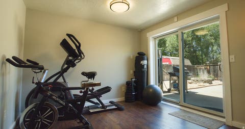 Tiny photo for 823 E CREEKSIDE DR S, Layton, UT 84041 (MLS # 2167130)