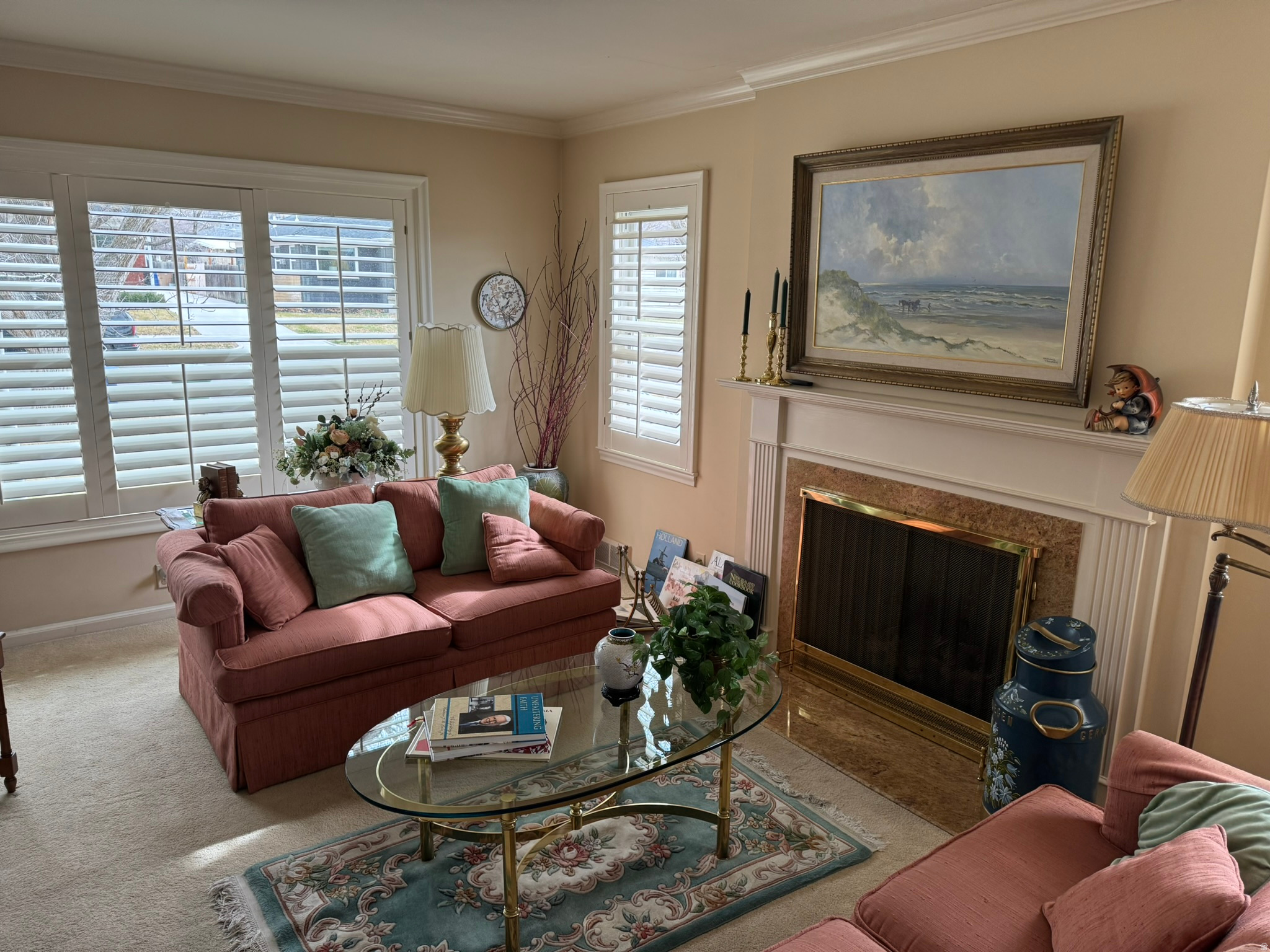 YALECREST LAIRD PARK - Residential