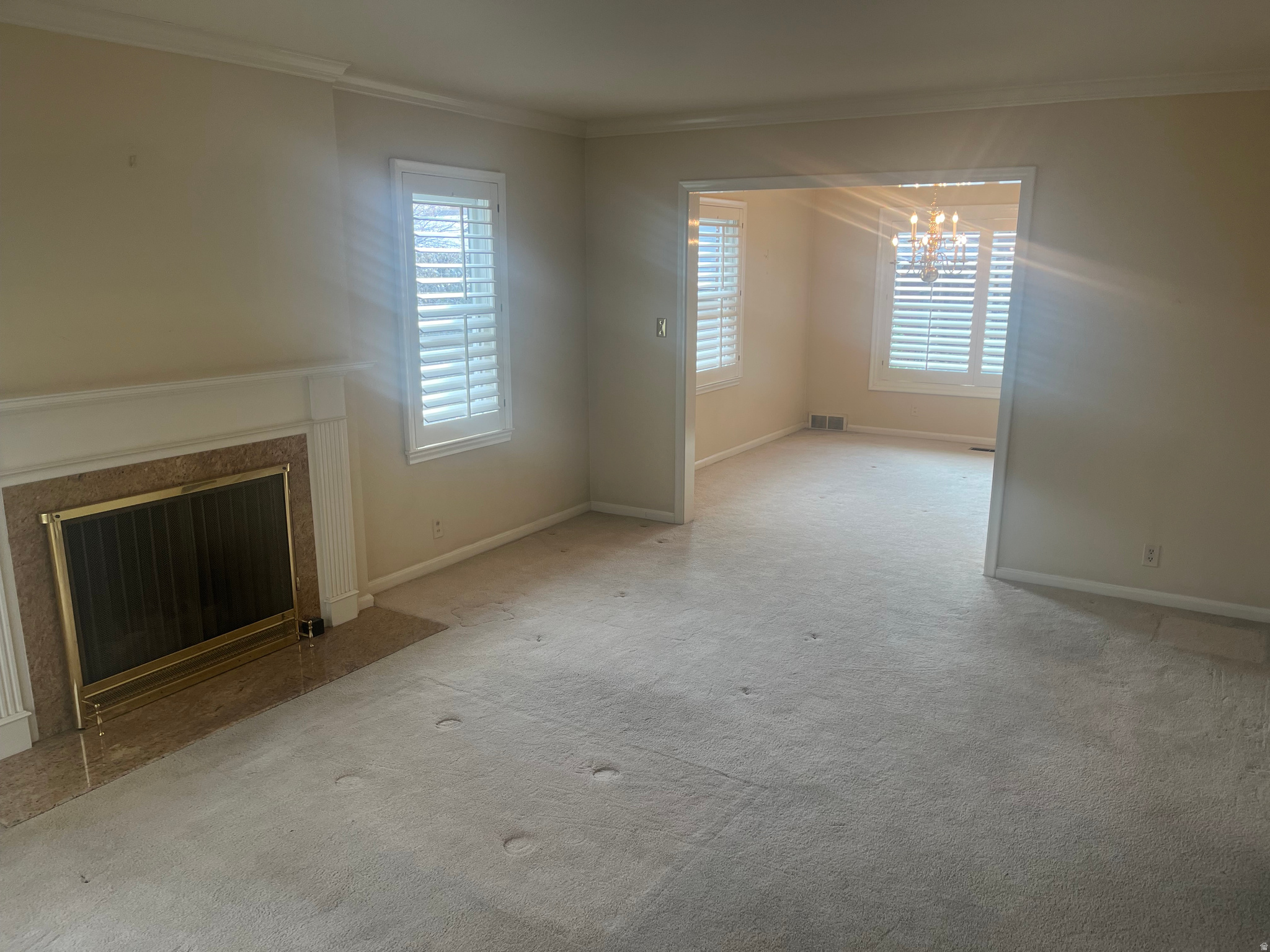 YALECREST LAIRD PARK - Residential