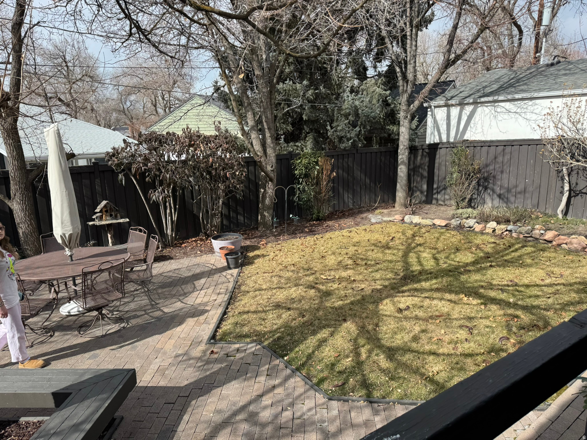 YALECREST LAIRD PARK - Residential