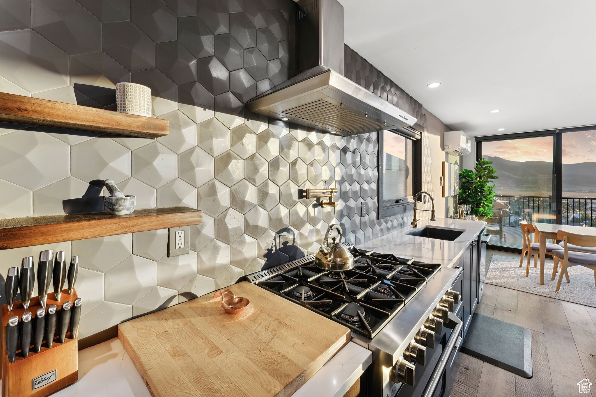 HIGHLAND ESTATES SUBDIVISION - Residential