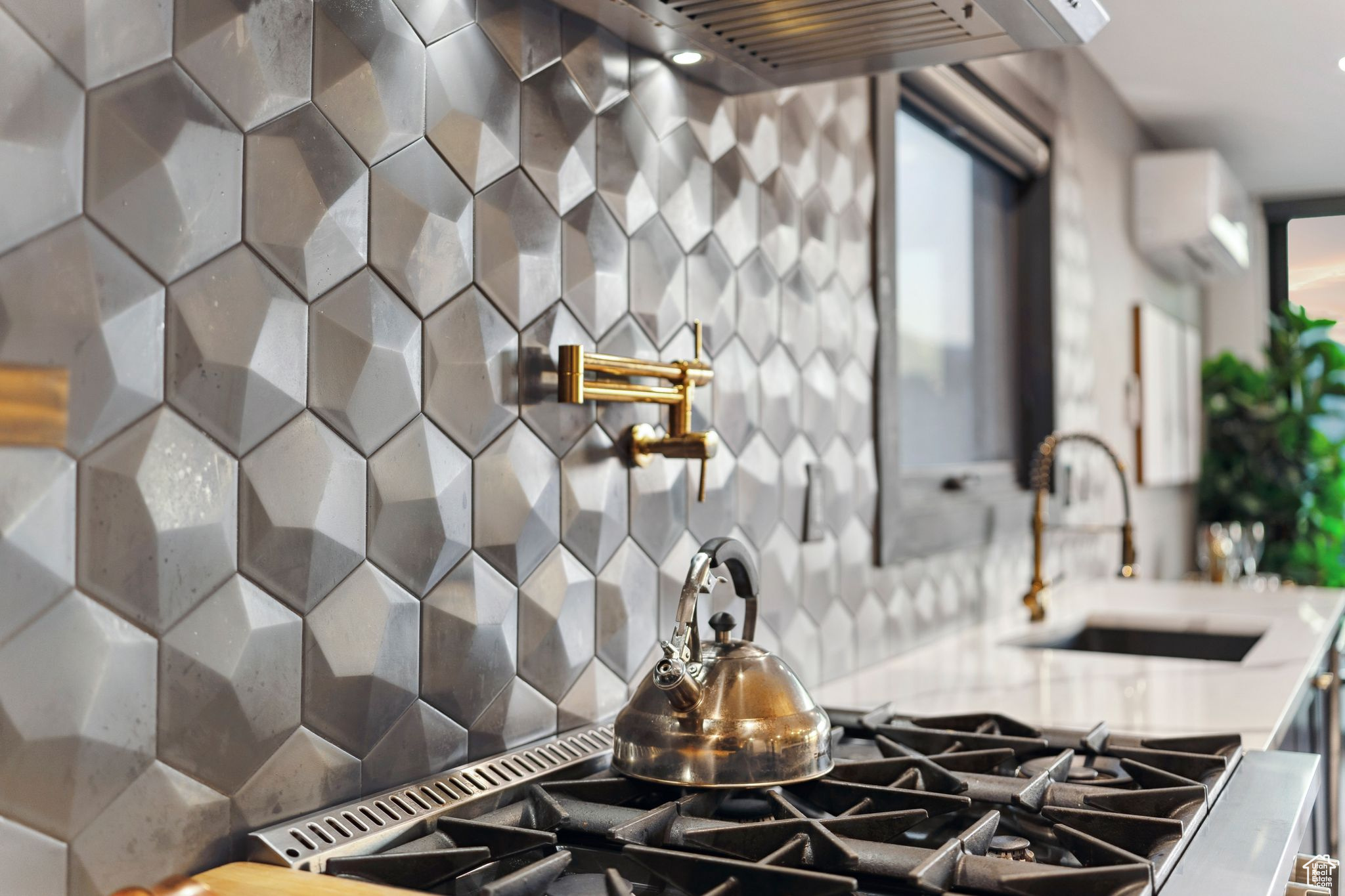 HIGHLAND ESTATES SUBDIVISION - Residential