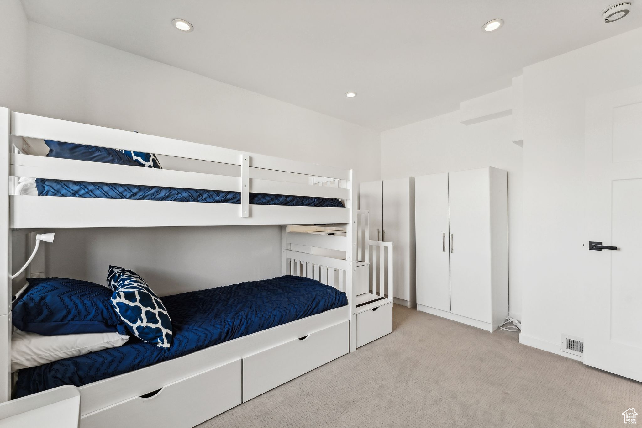 HIGHLAND ESTATES SUBDIVISION - Residential