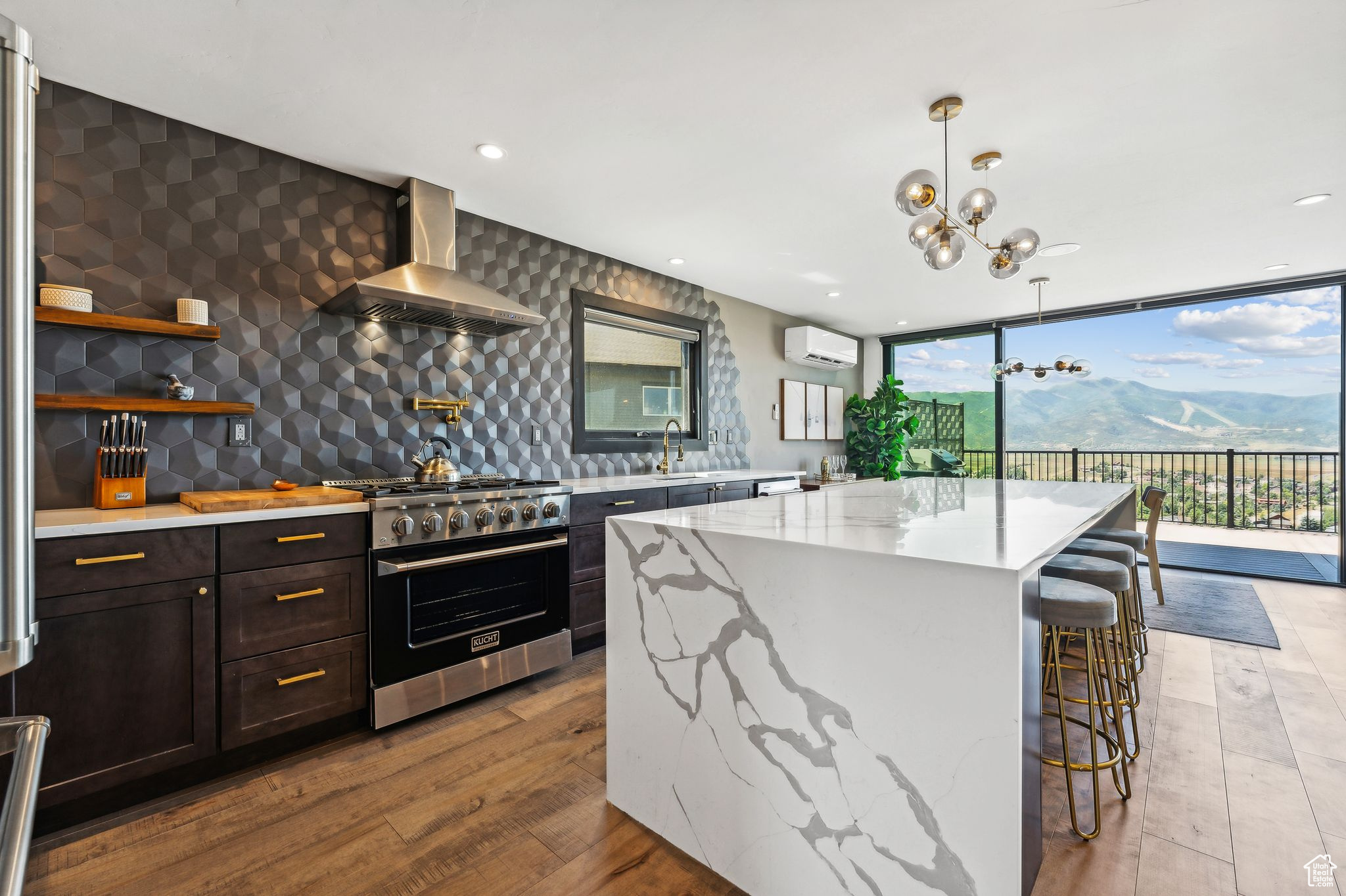 HIGHLAND ESTATES SUBDIVISION - Residential