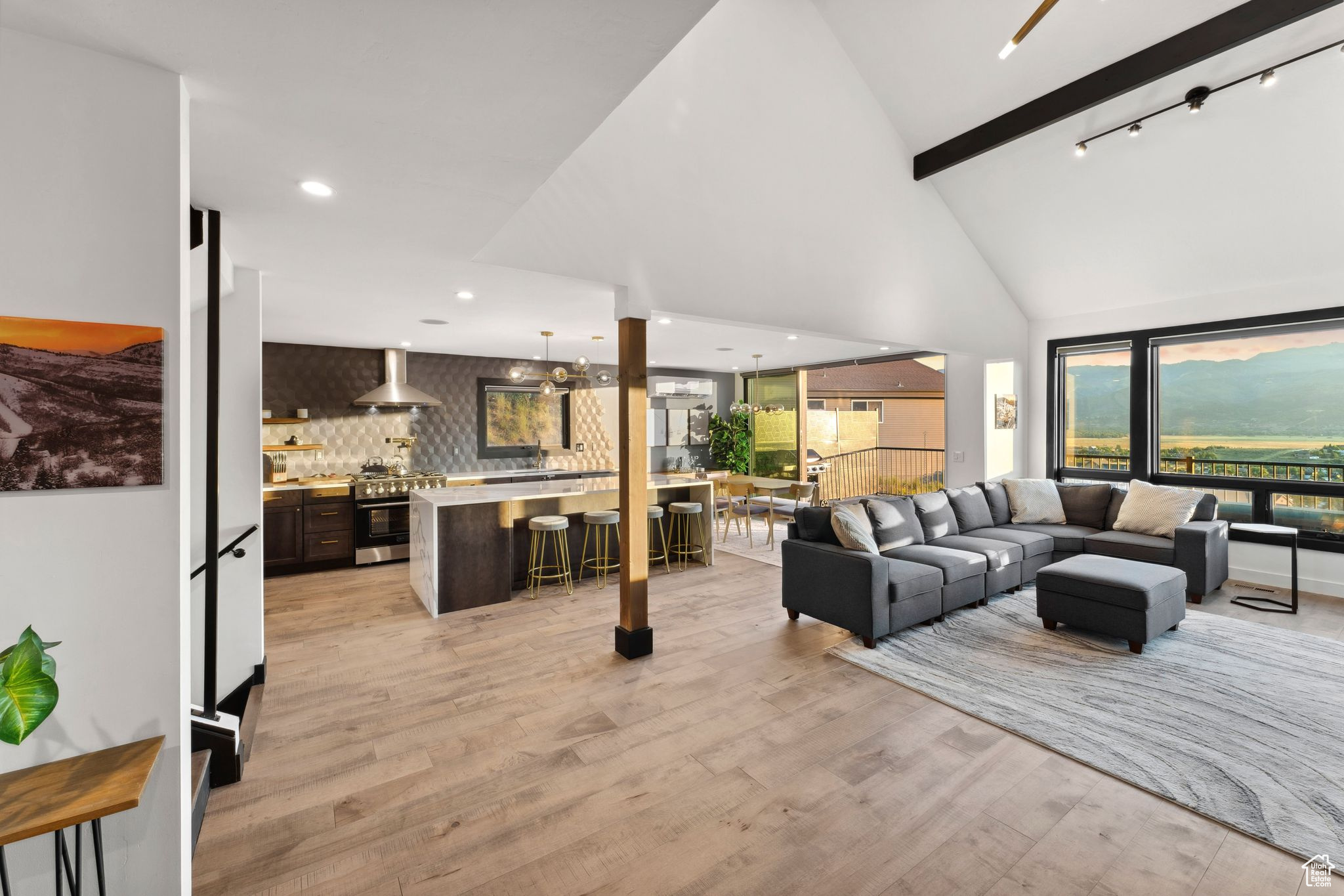 HIGHLAND ESTATES SUBDIVISION - Residential