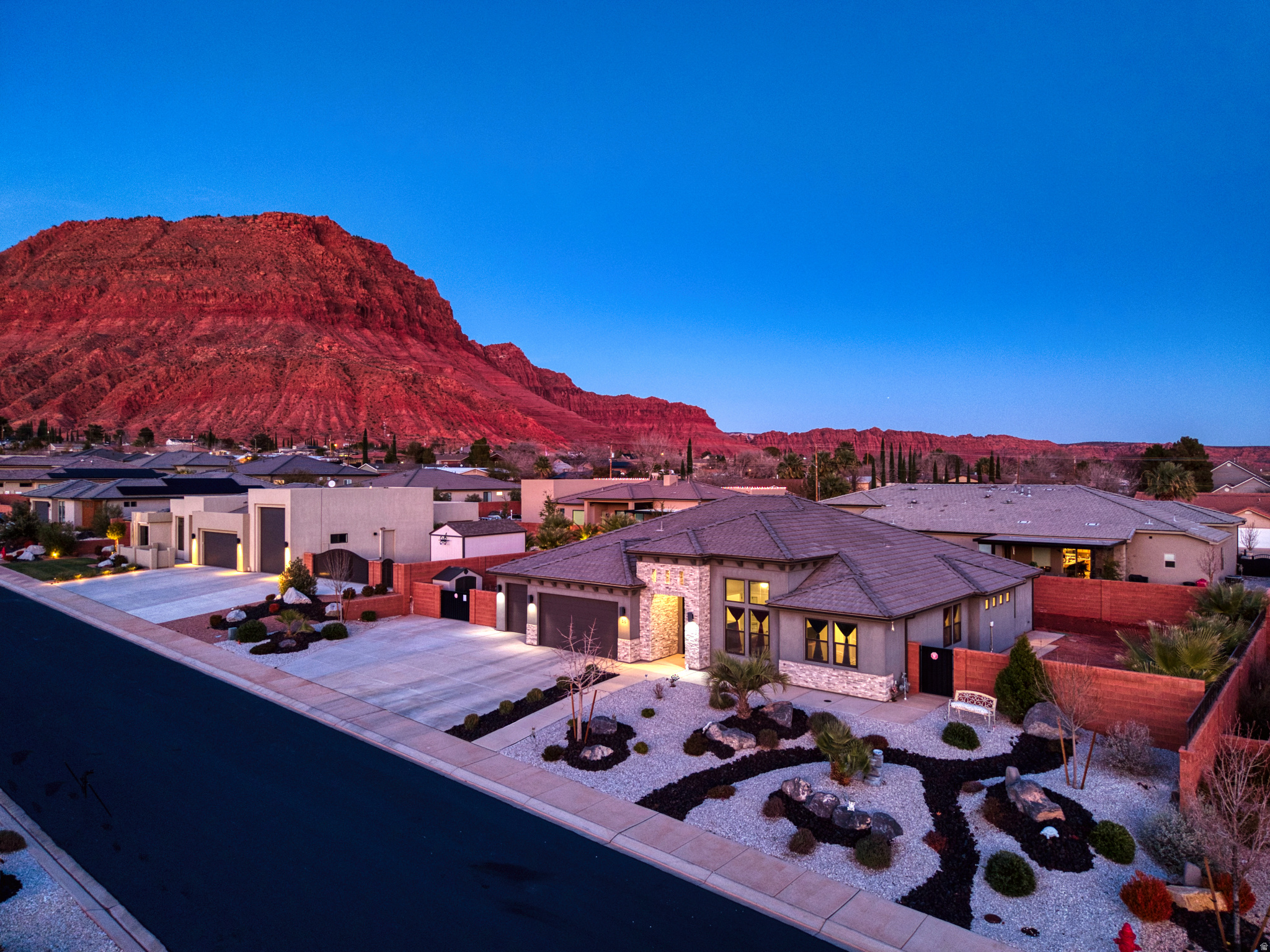 ALTURA PH 2 - Residential