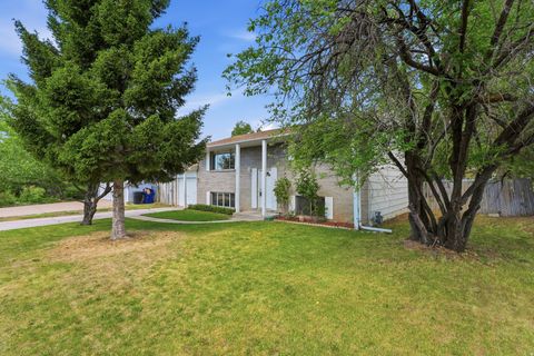 Tiny photo for 7059 S 1850 E, Cottonwood Heights, UT 84121 (MLS # 2159444)