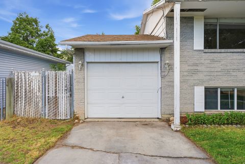 Tiny photo for 7059 S 1850 E, Cottonwood Heights, UT 84121 (MLS # 2159444)