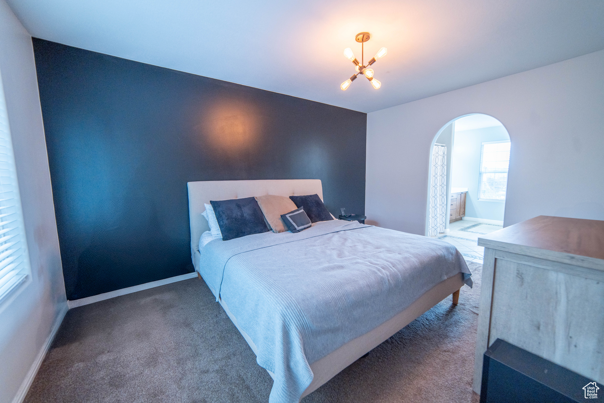 RIVERSIDE EST - Residential