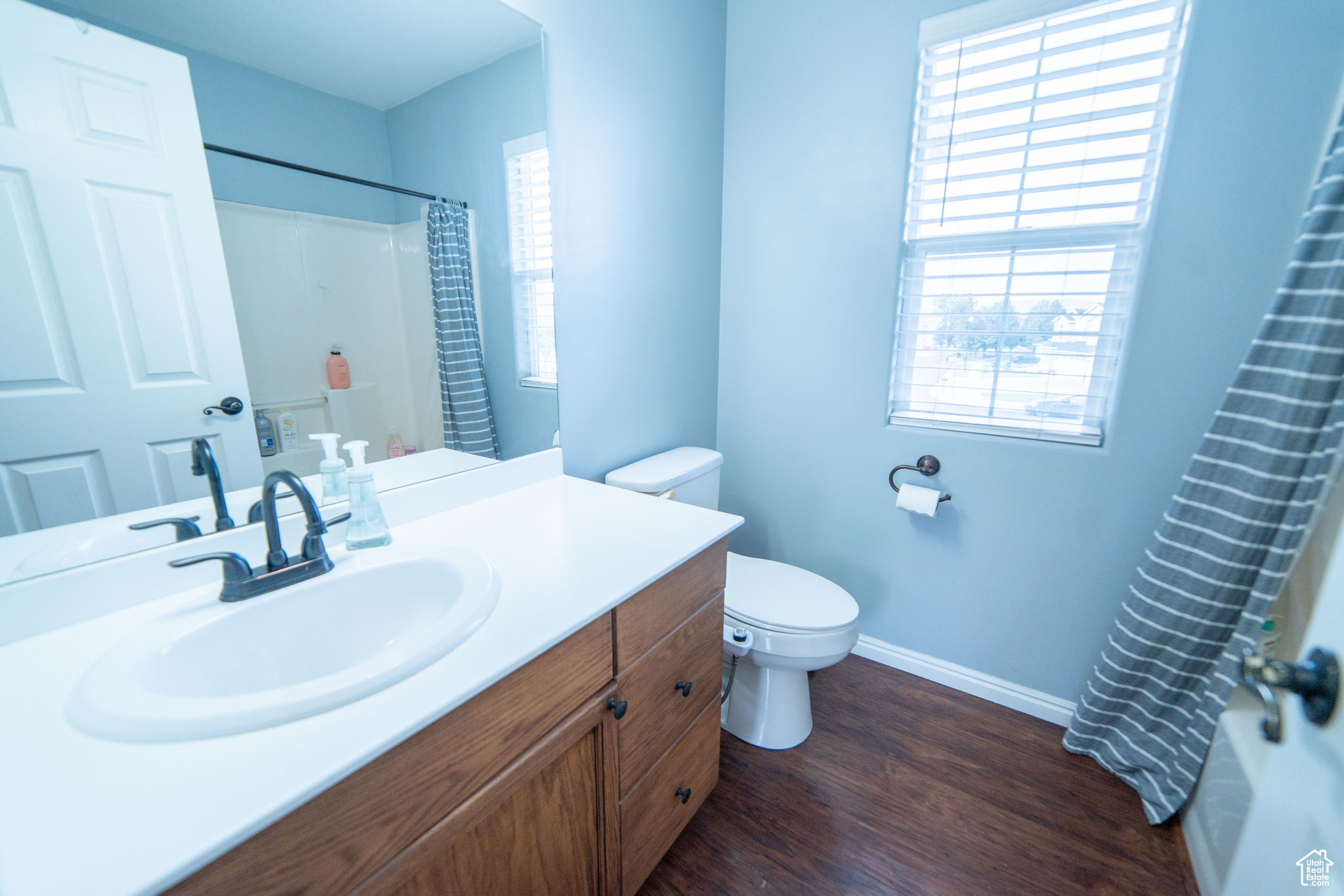 RIVERSIDE EST - Residential